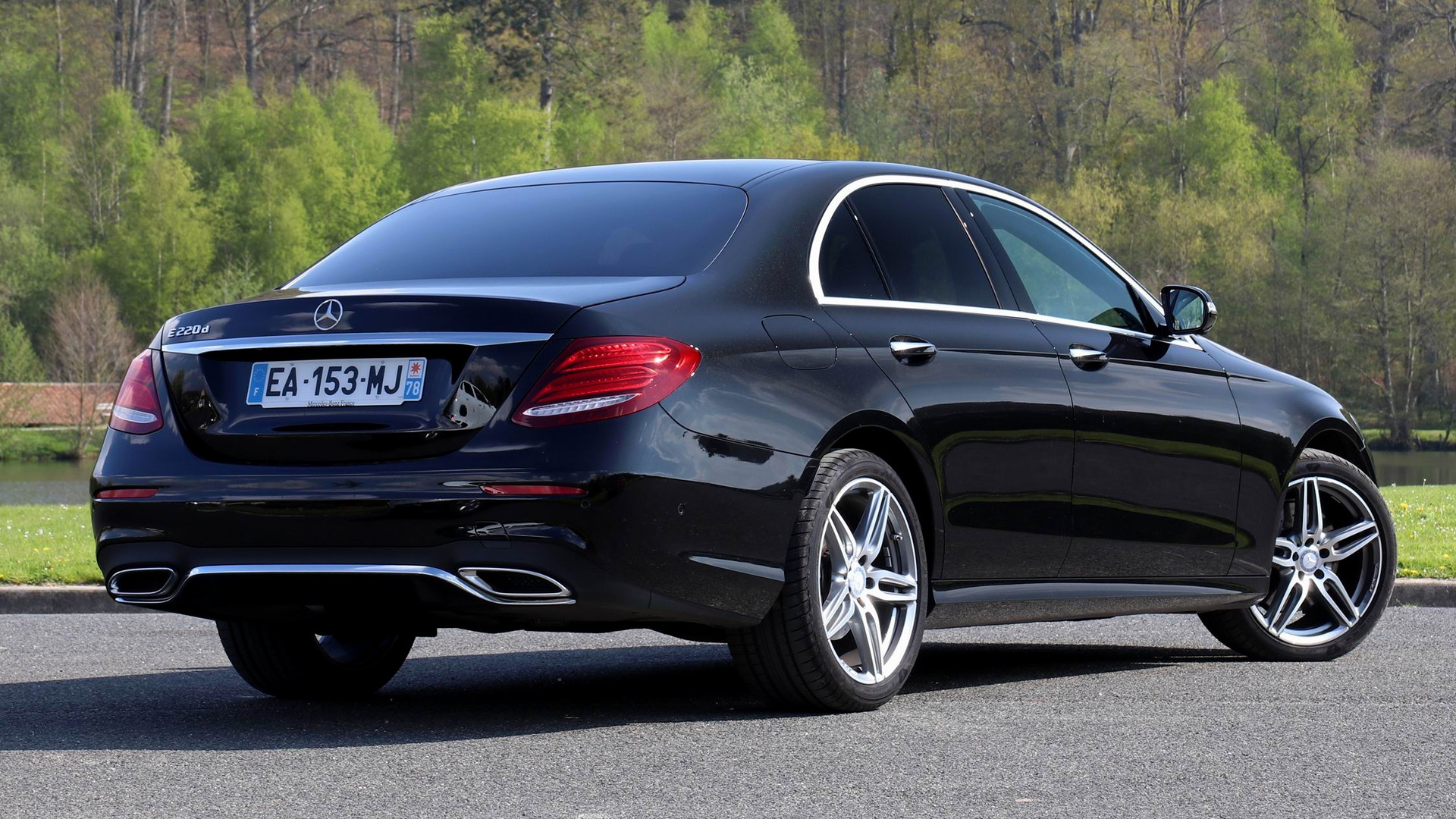 Mercedes-Benz E 220D Amg Line Wallpapers