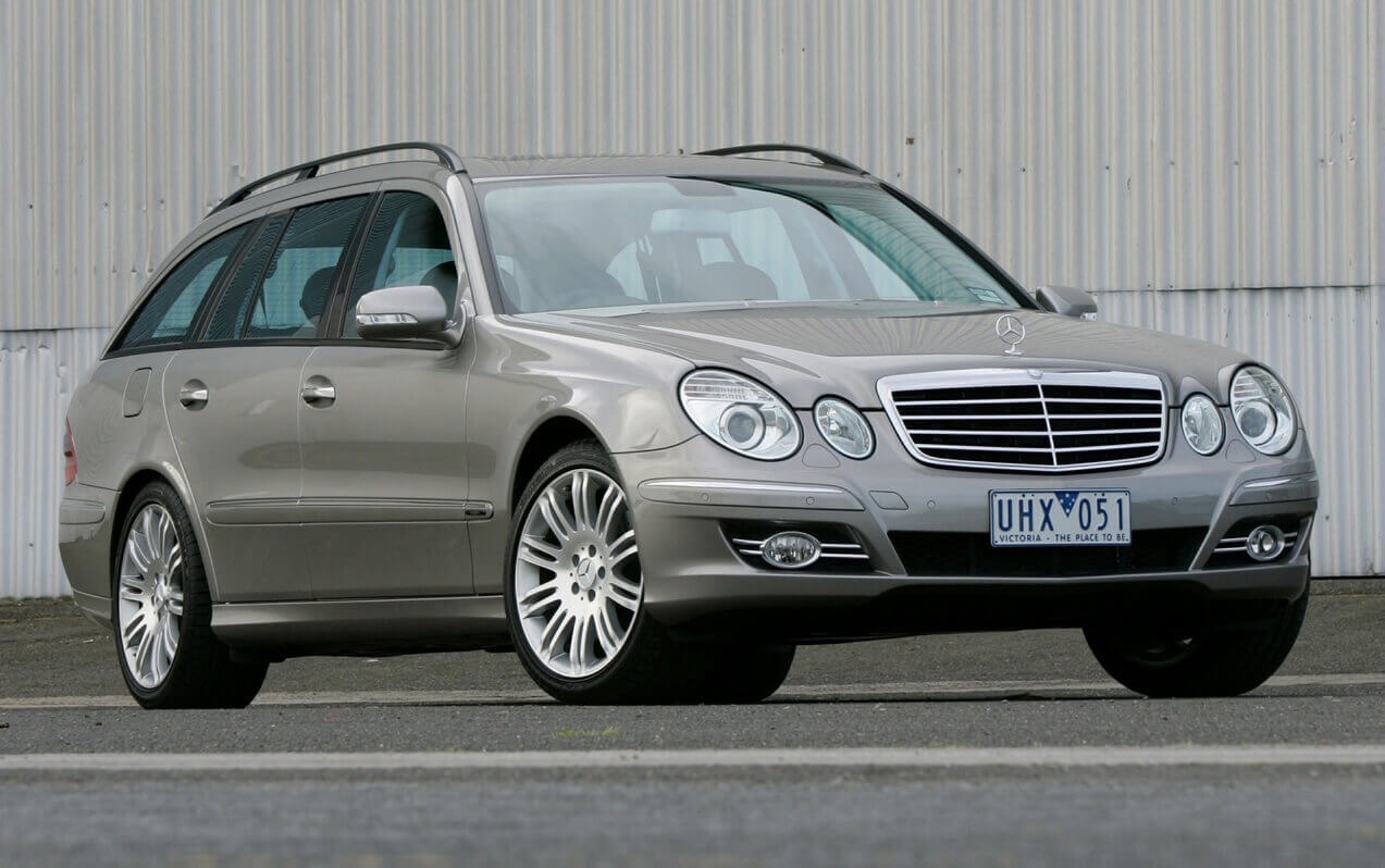 Mercedes-Benz E 220D Estate With Sports Grille Wallpapers