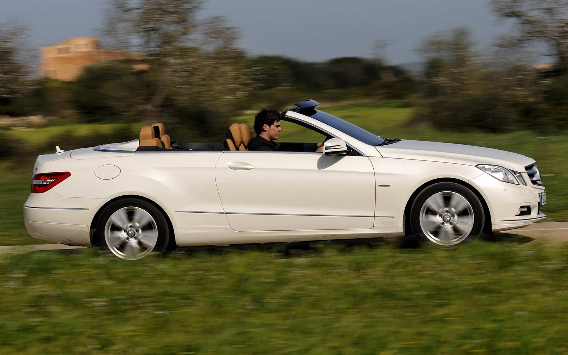 Mercedes-Benz E 350 Cgi Cabriolet Wallpapers