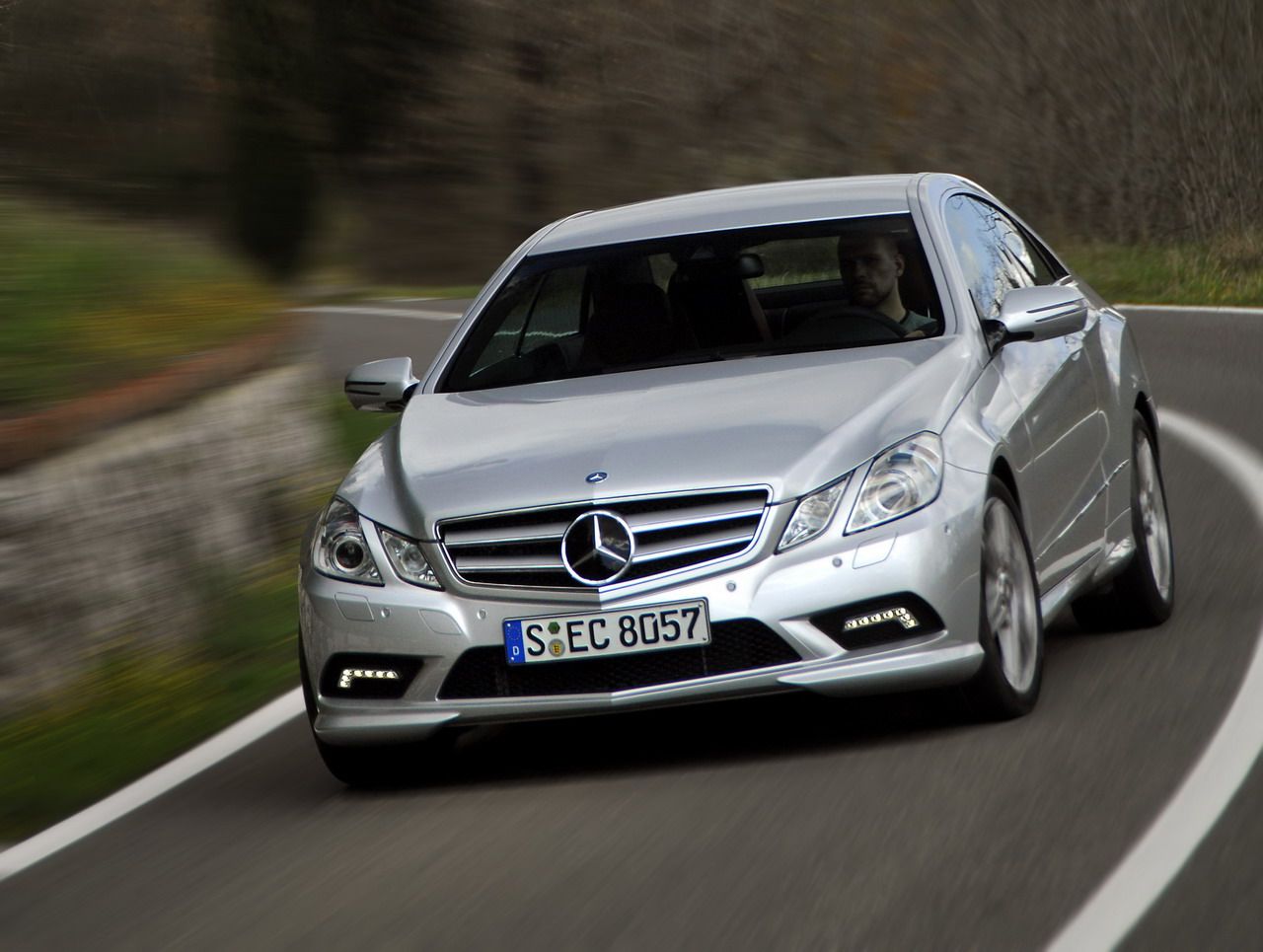 Mercedes-Benz E 350 Cgi Coupe Wallpapers