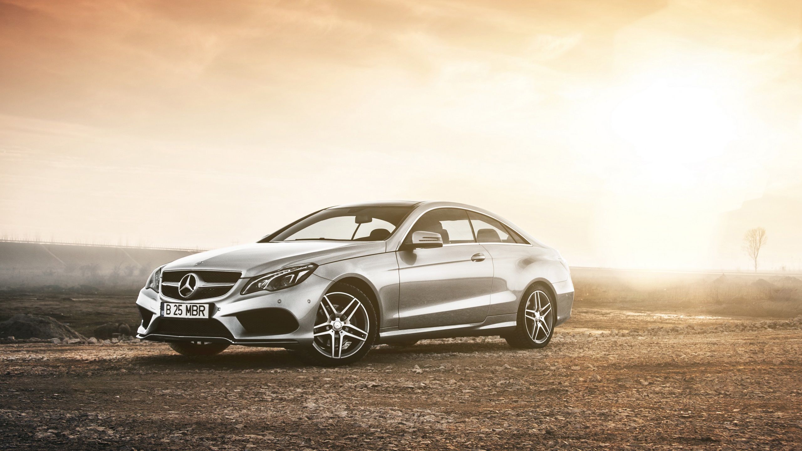 Mercedes-Benz E 350 Wallpapers