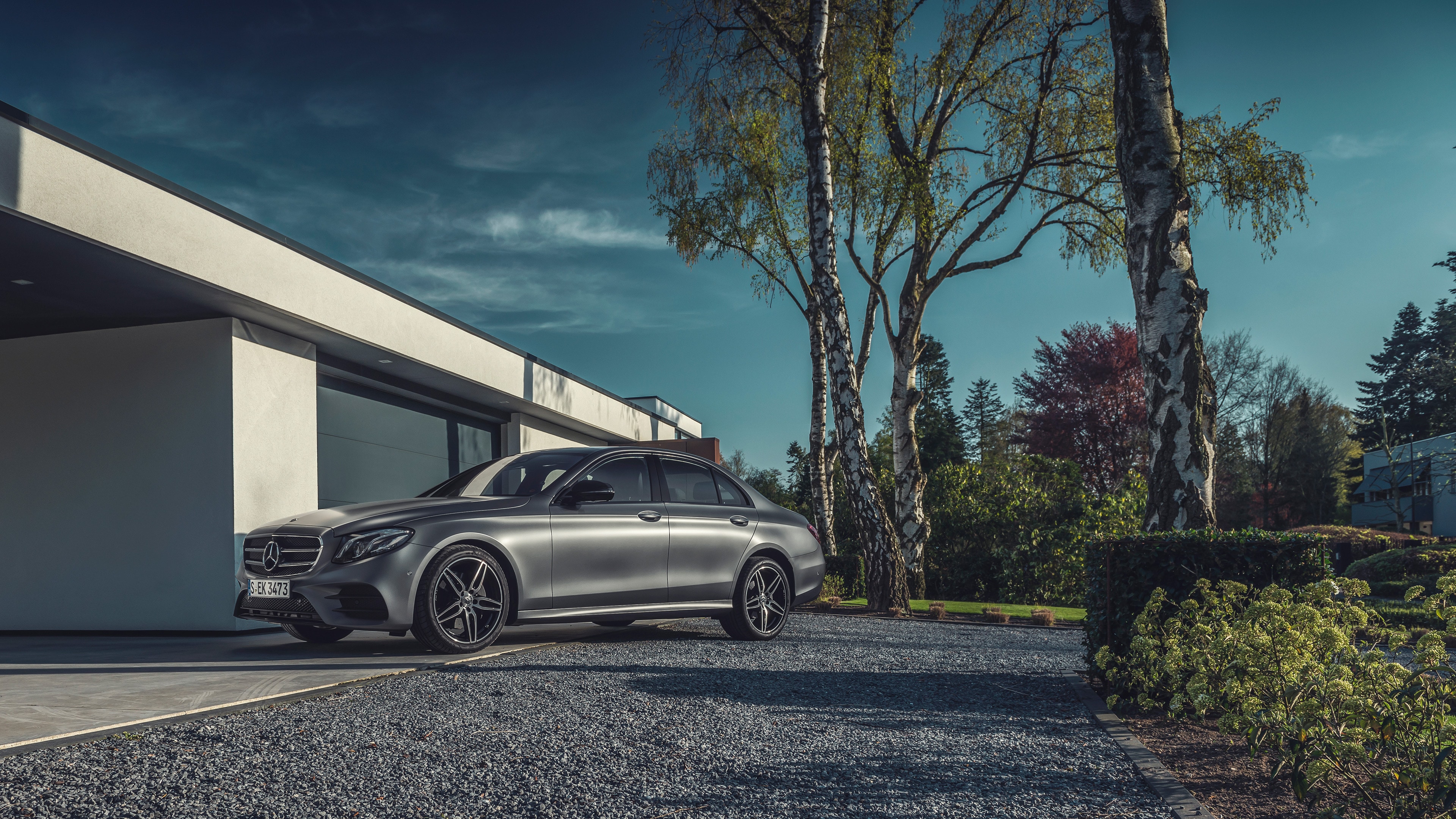 Mercedes-Benz E 350 Wallpapers