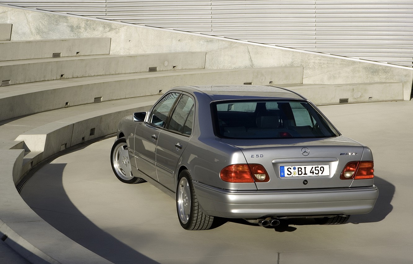 Mercedes-Benz E 50 Amg Wallpapers