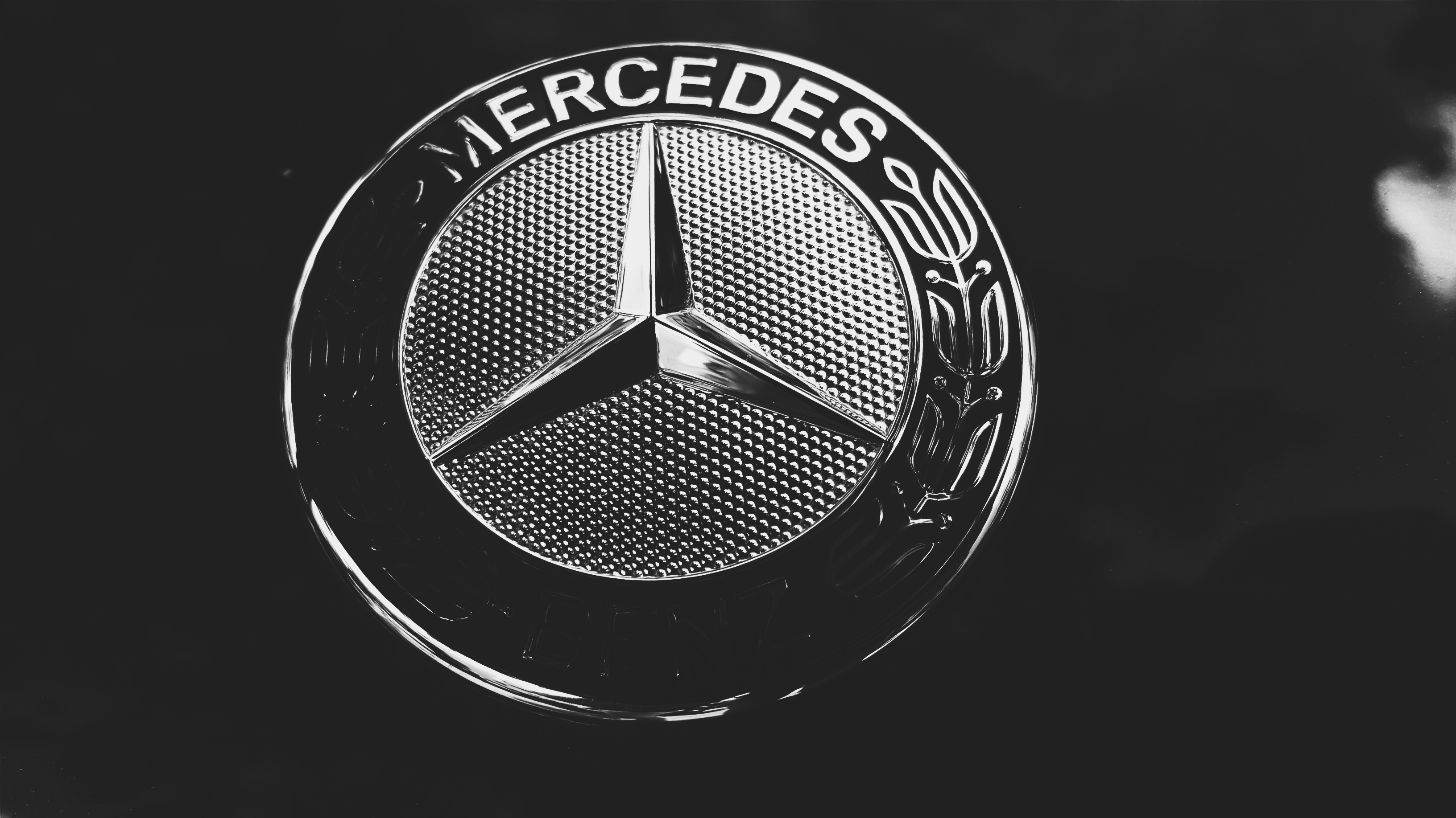 Mercedes Benz Logo Wallpapers