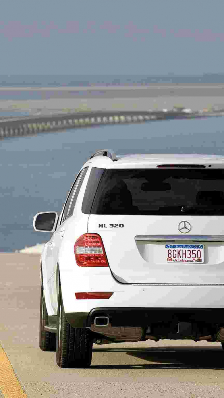 Mercedes-Benz Ml320 Wallpapers