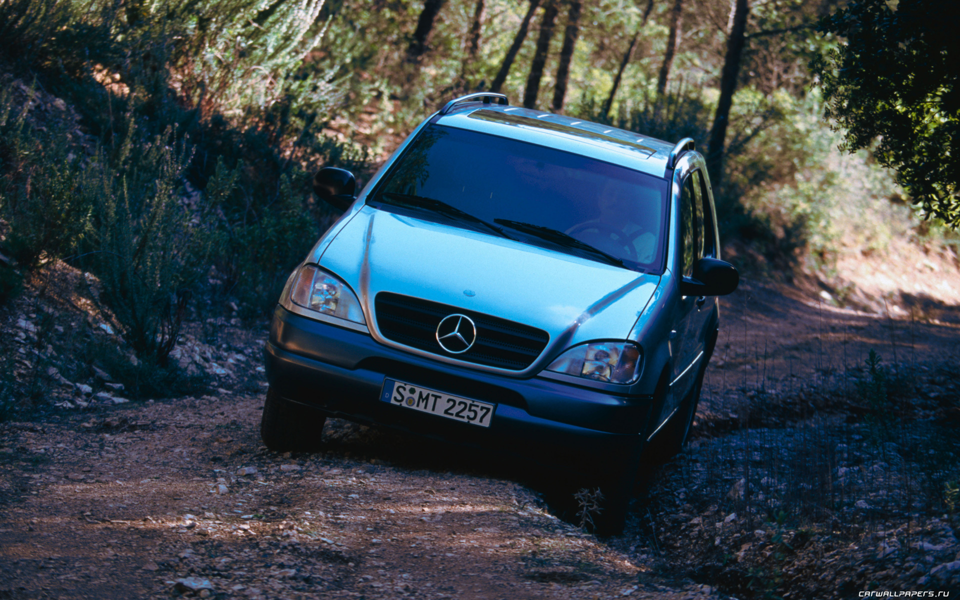 Mercedes-Benz Ml320 Wallpapers