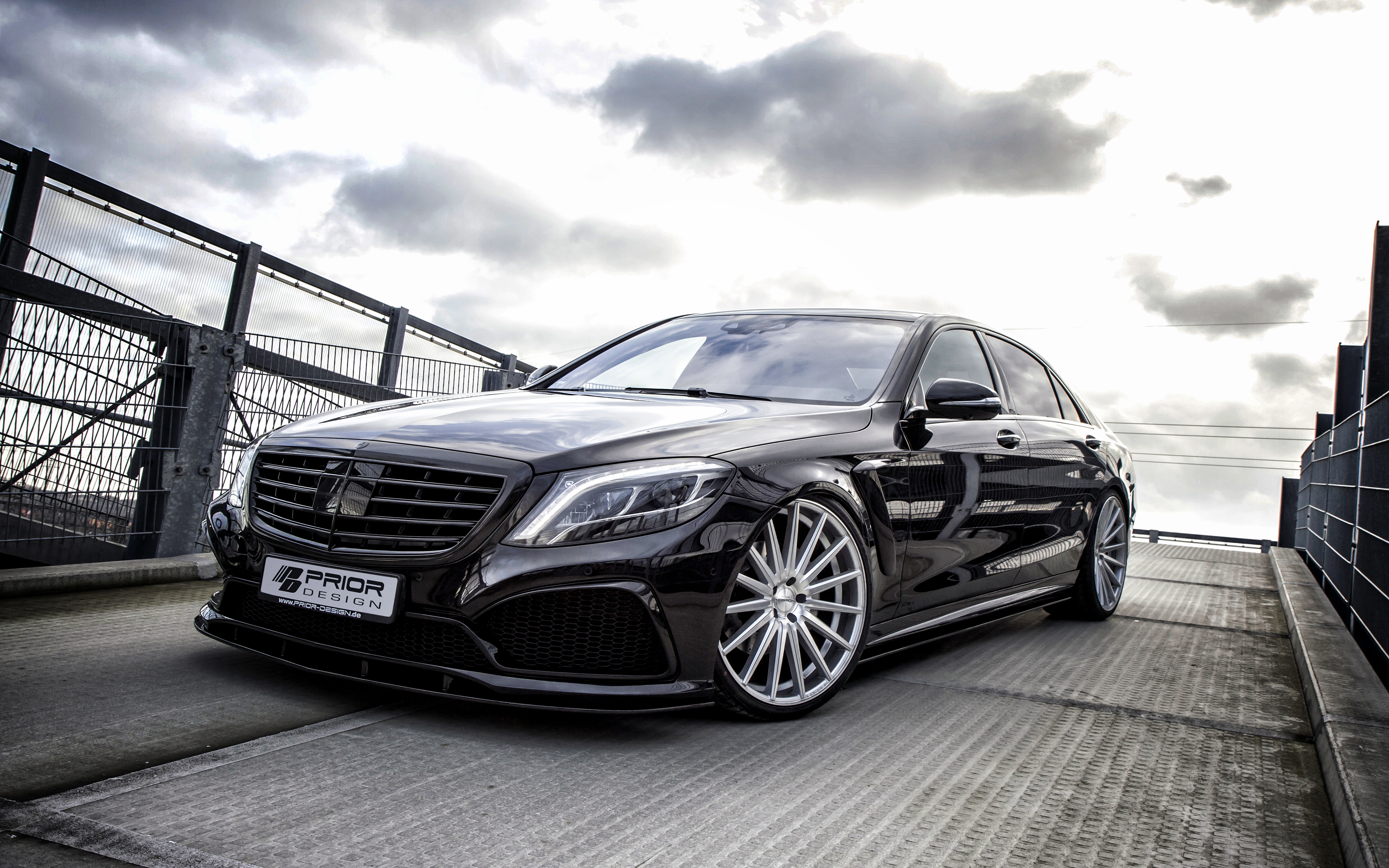 Mercedes-Benz S500 Wallpapers