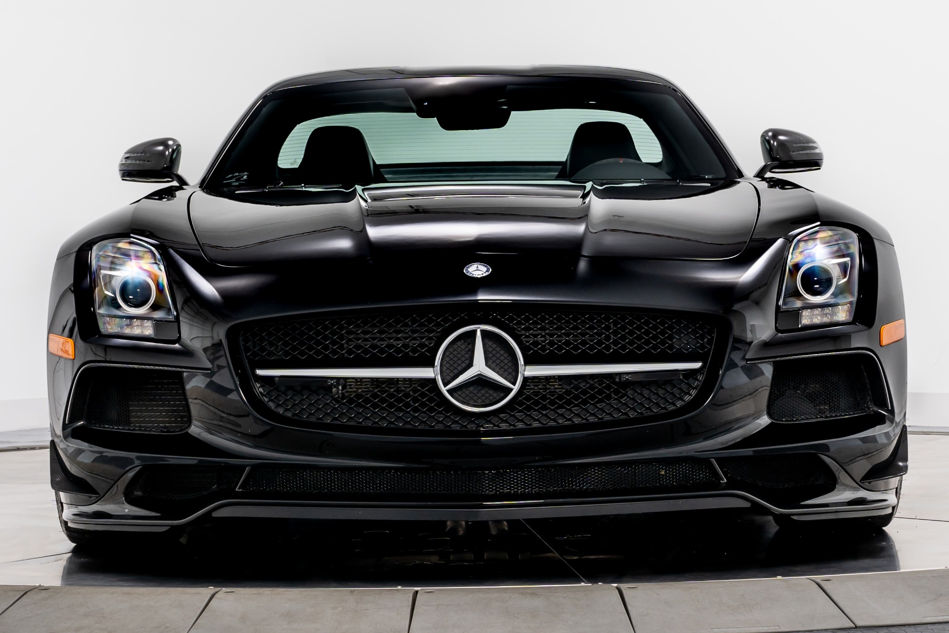 Mercedes Benz Sls 63 Amg Black Series 2017 Wallpapers