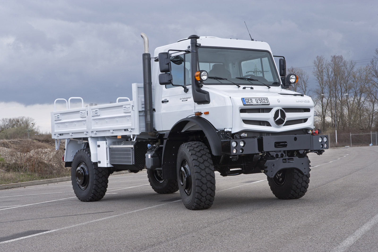 Mercedes-Benz Unimog Wallpapers