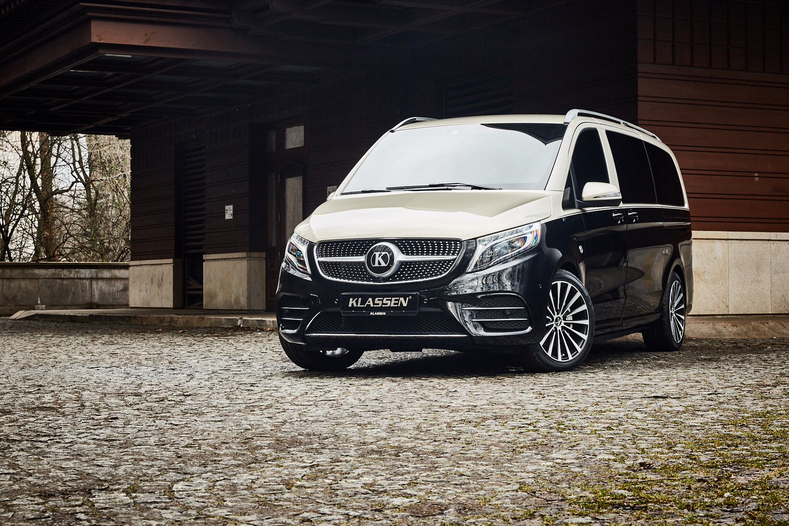 Mercedes-Benz V-Class Wallpapers