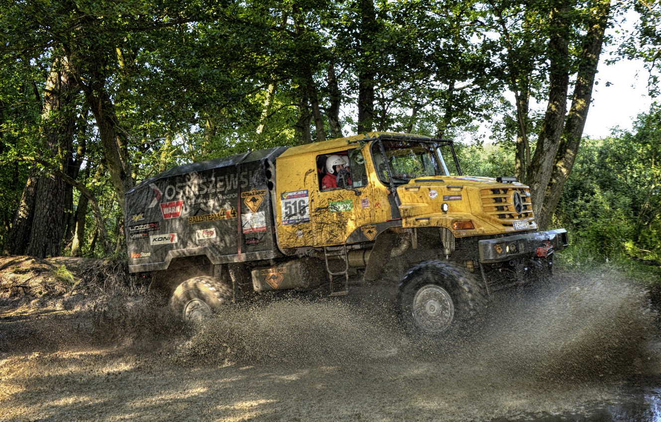 Mercedes-Benz Zetros Wallpapers