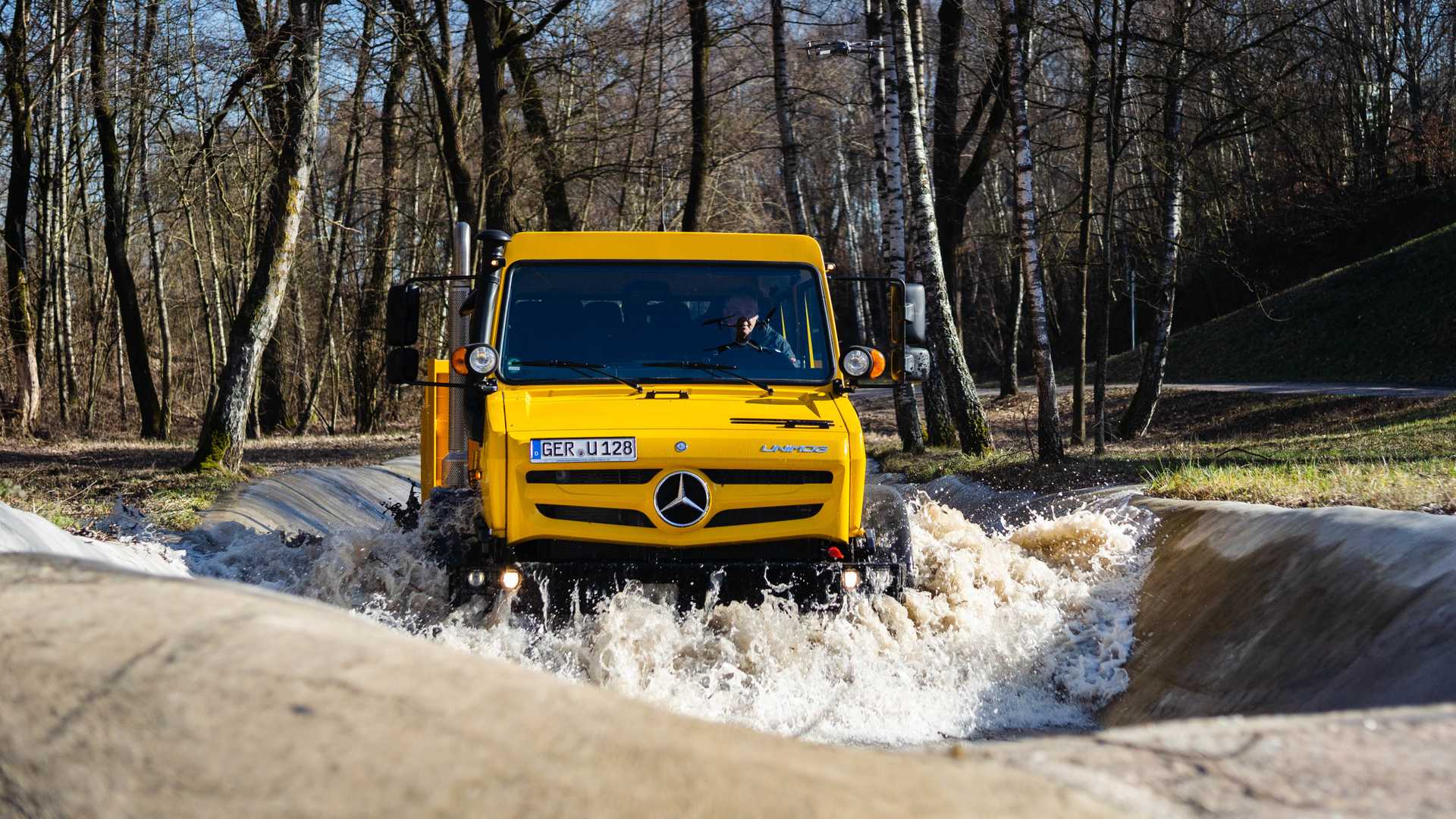 Mercedes-Benz Zetros Wallpapers