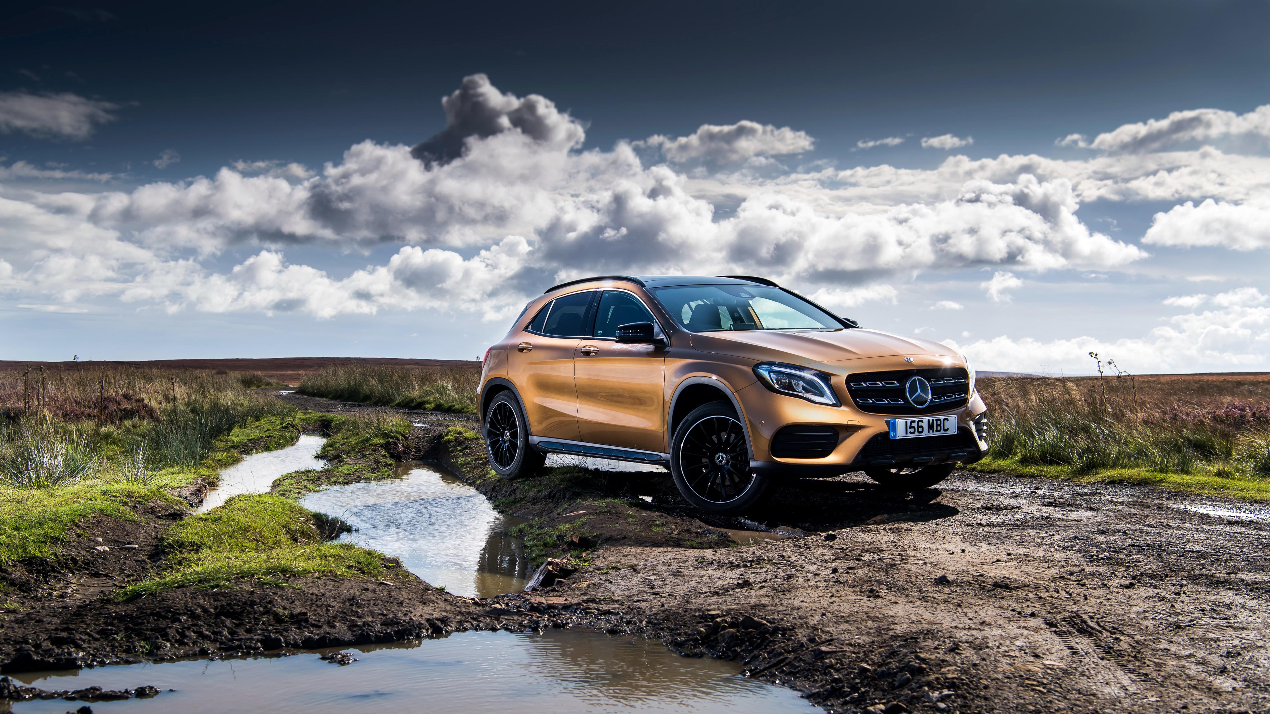 Mercedes Gla Wallpapers