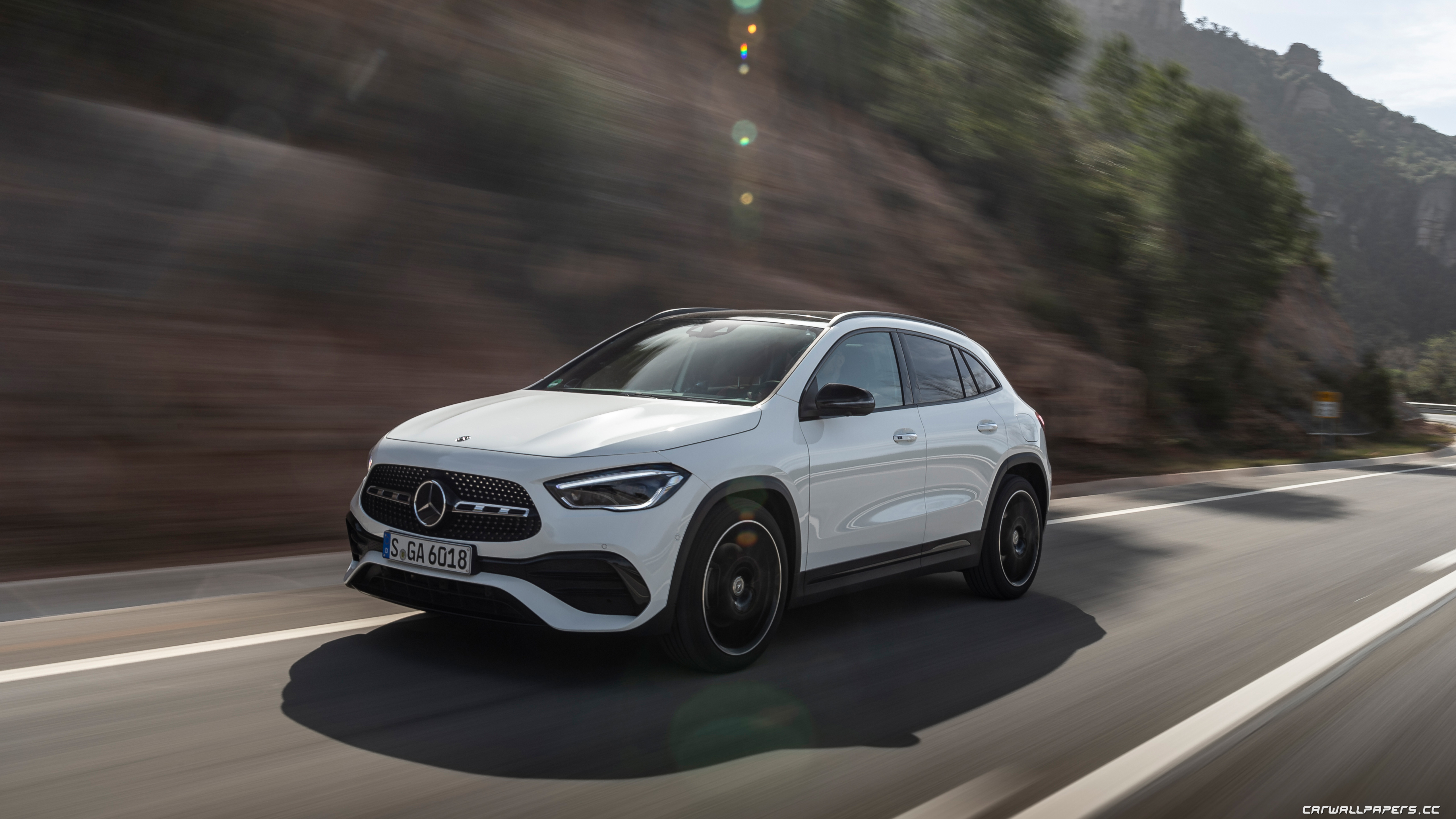 Mercedes Gla Wallpapers