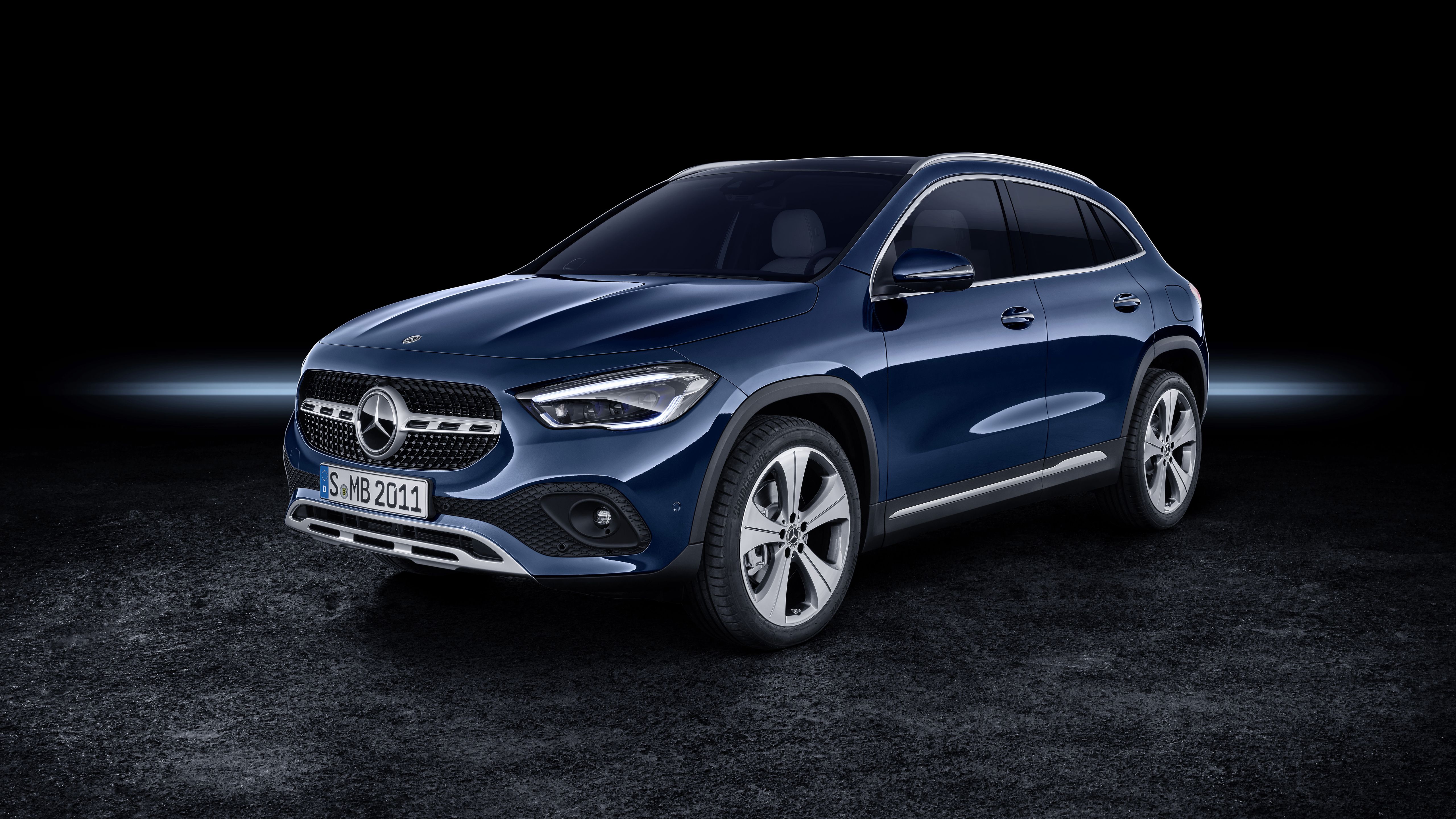 Mercedes Gla Wallpapers