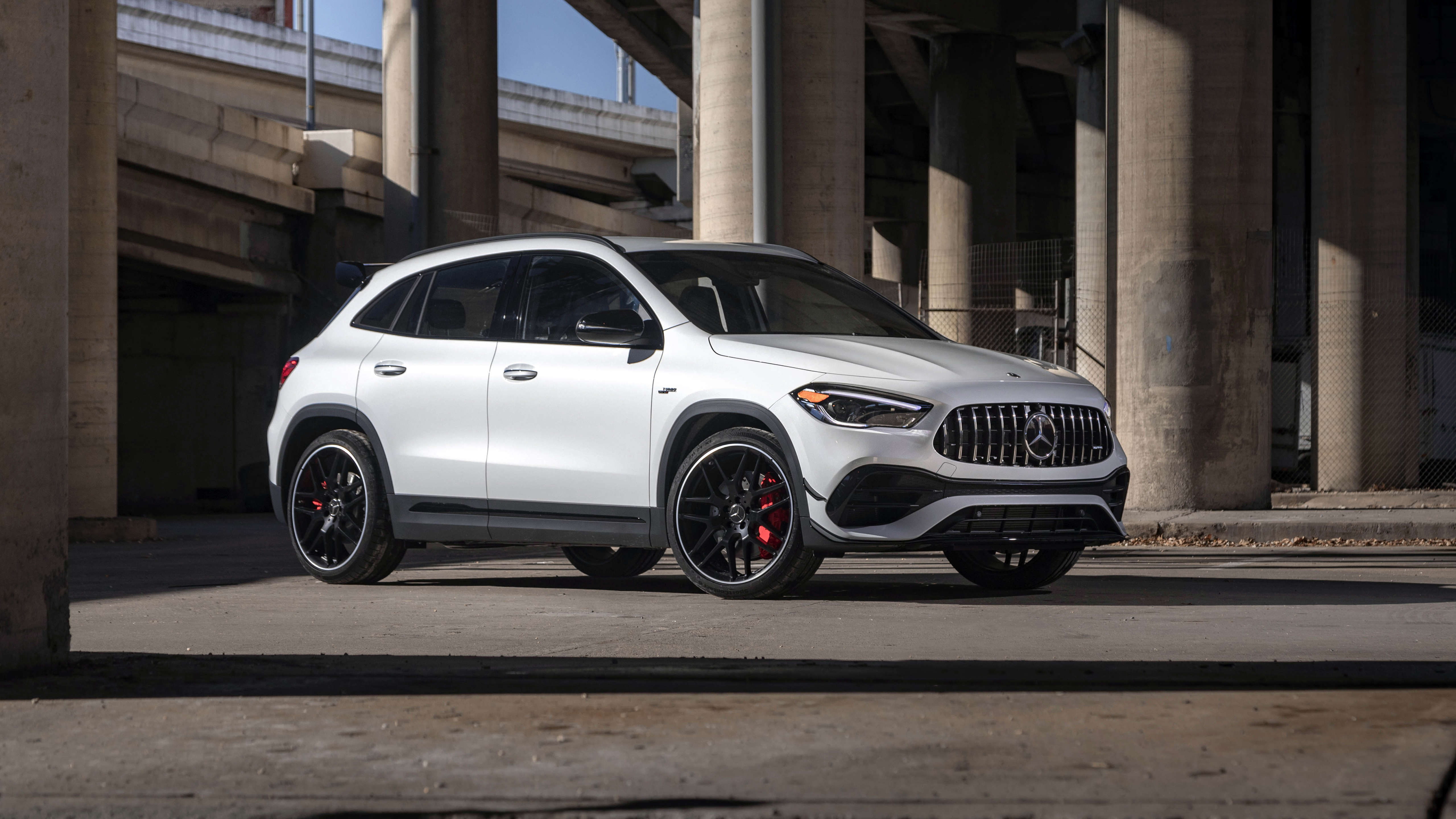 Mercedes Gla Wallpapers