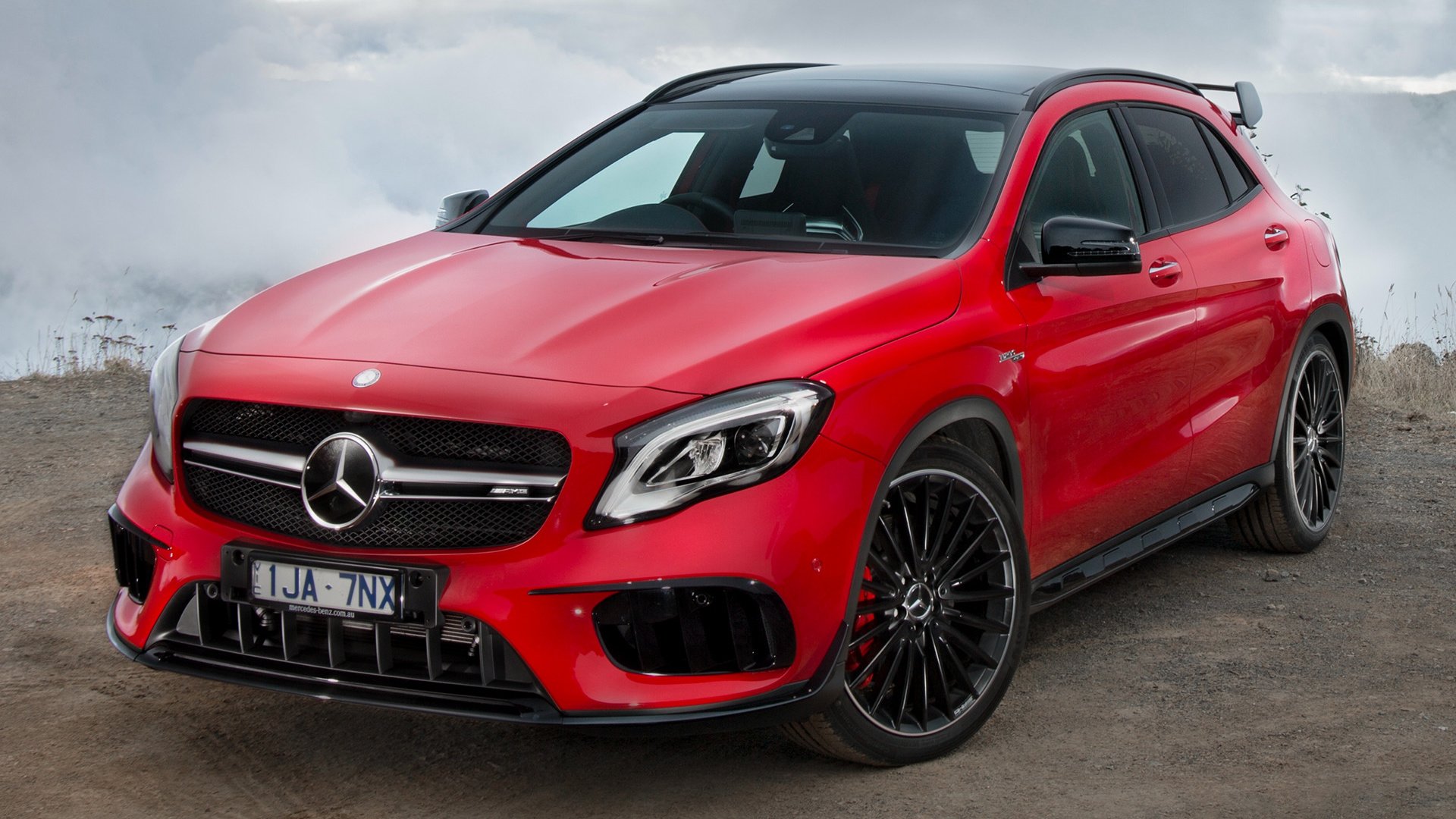 Mercedes Gla Wallpapers