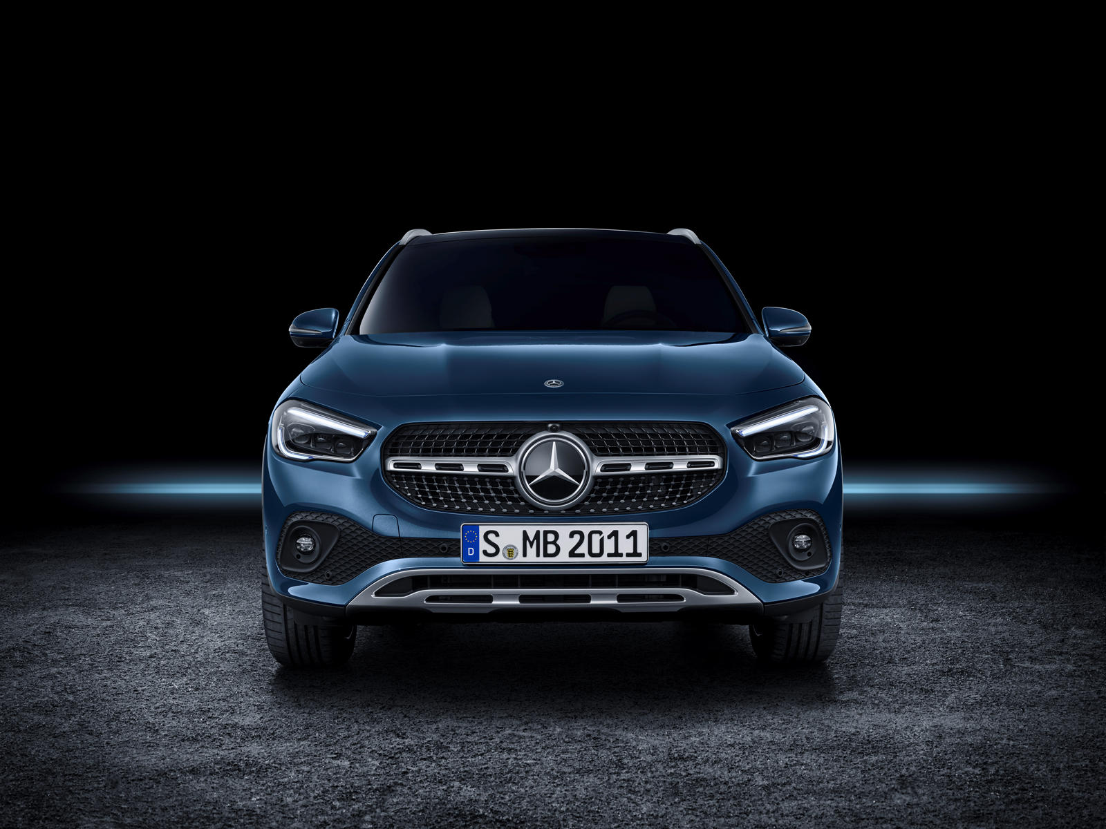 Mercedes Gla Wallpapers