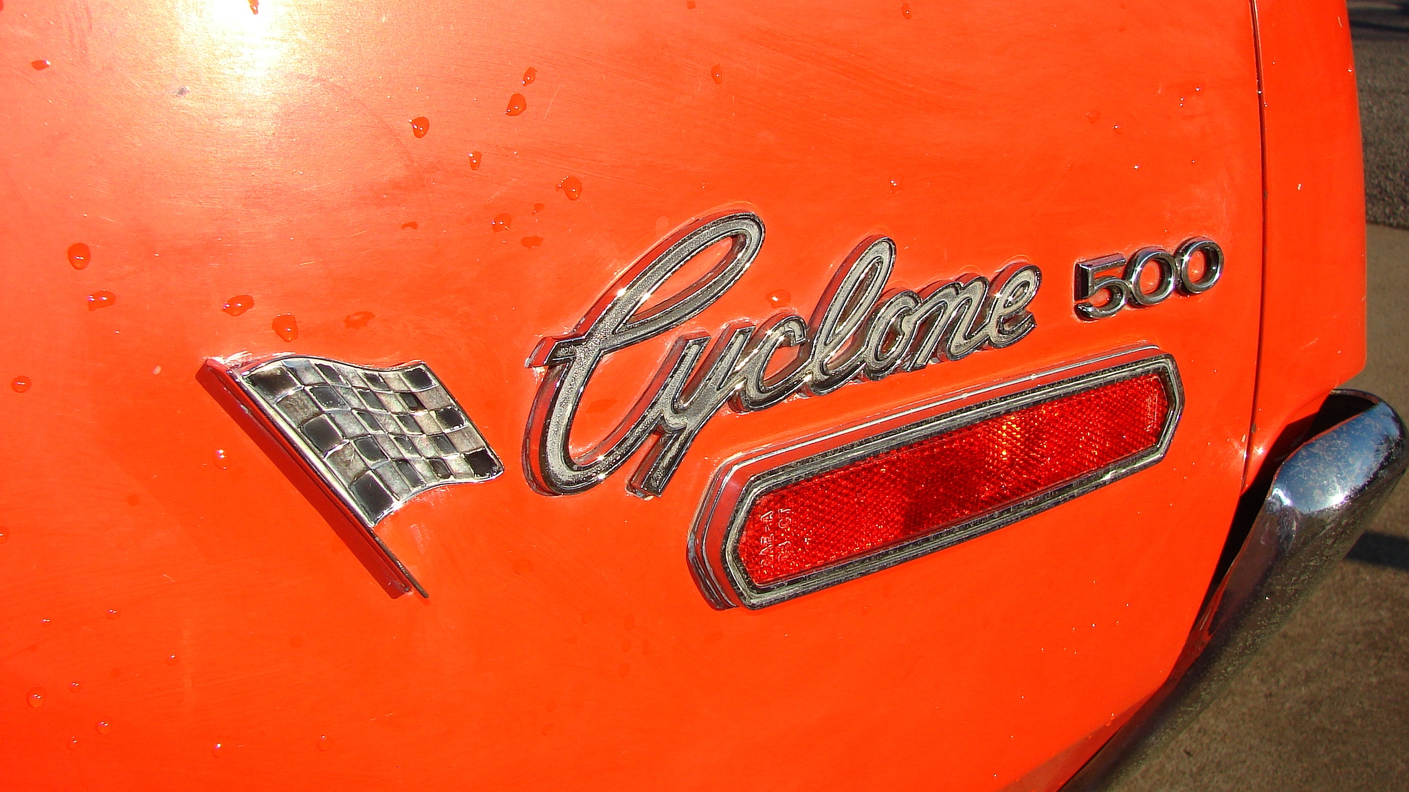 Mercury Cyclone 500 Wallpapers