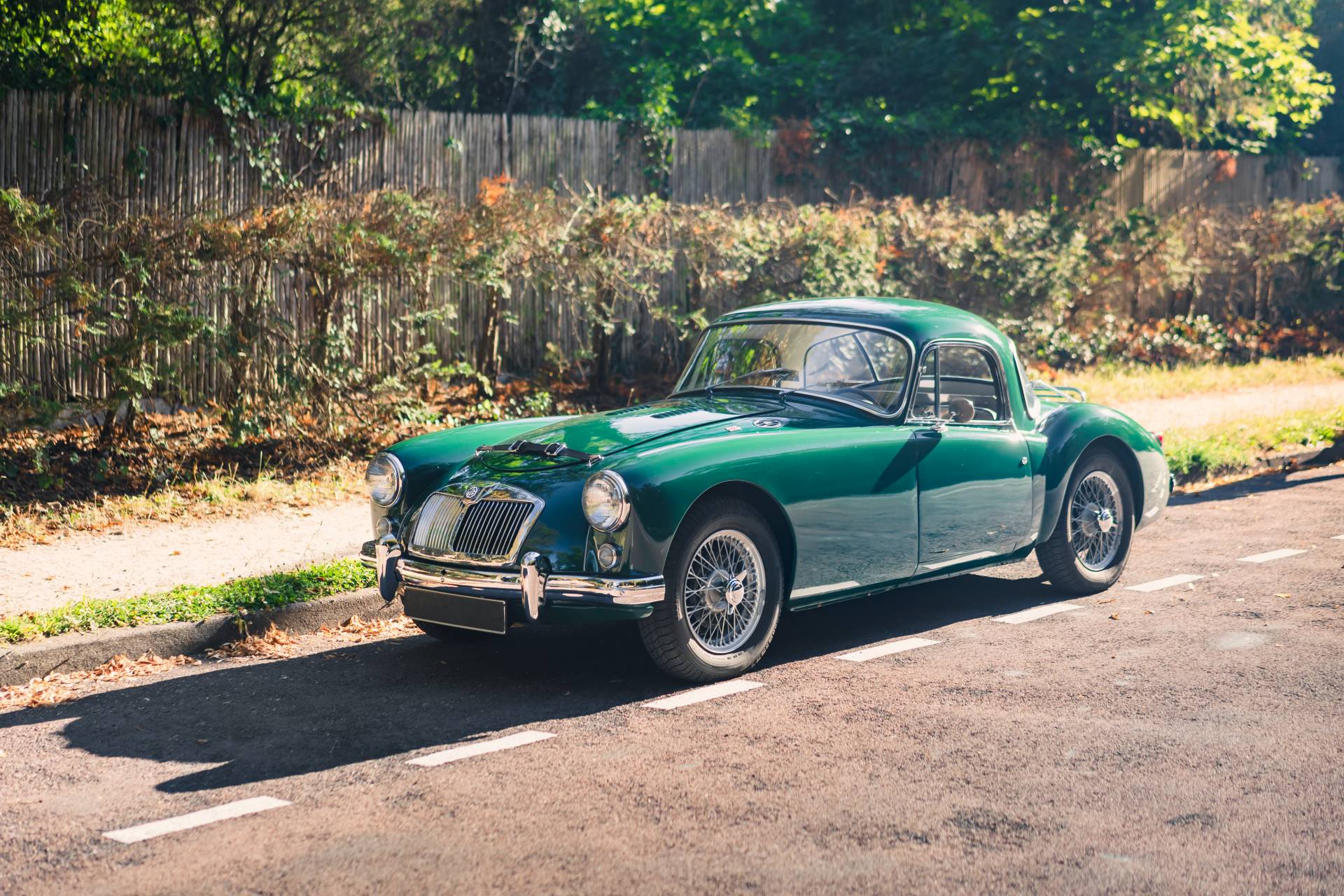 Mg Mga 1500 Wallpapers