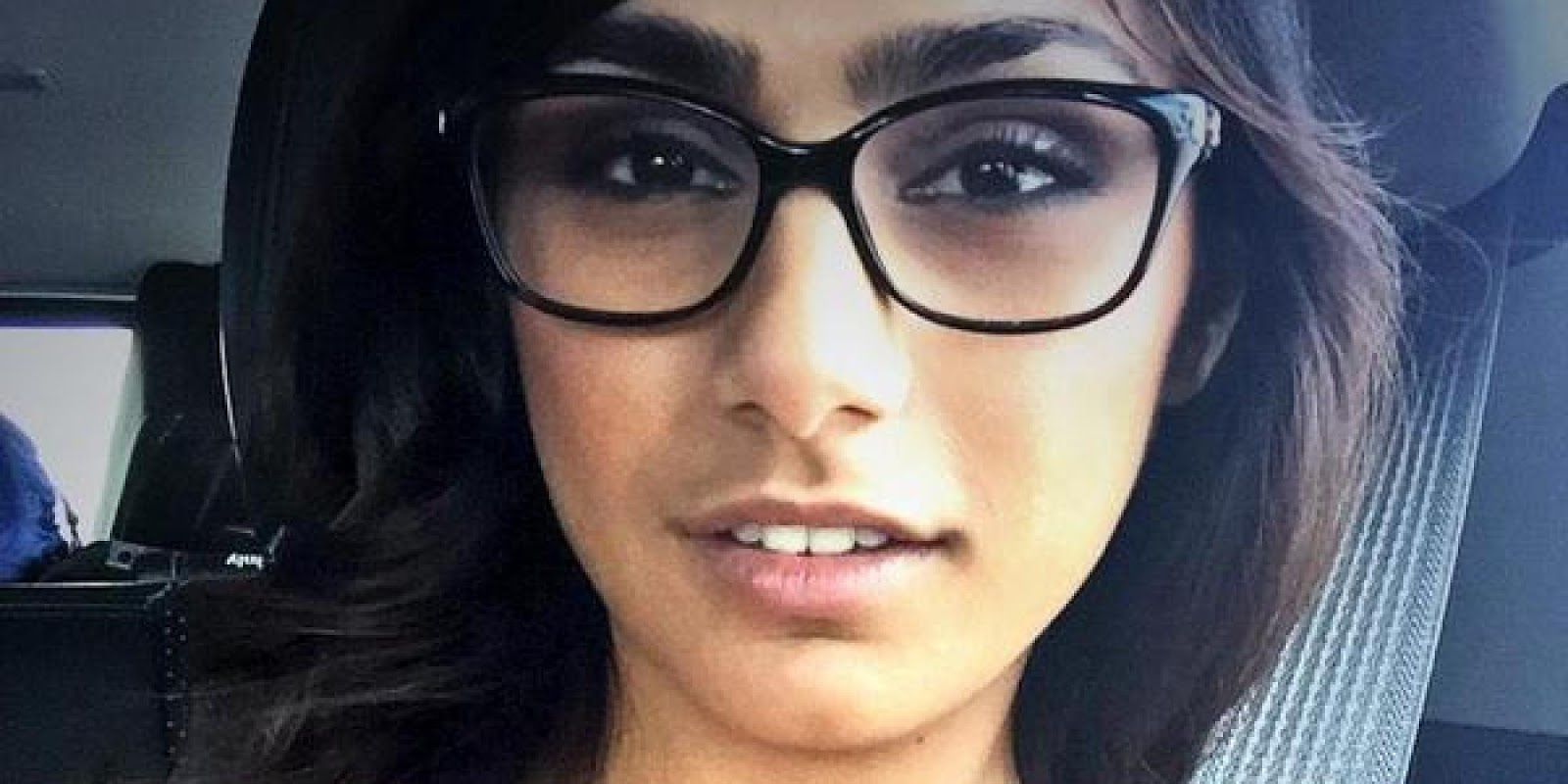 Mia Khalifa Wallpapers