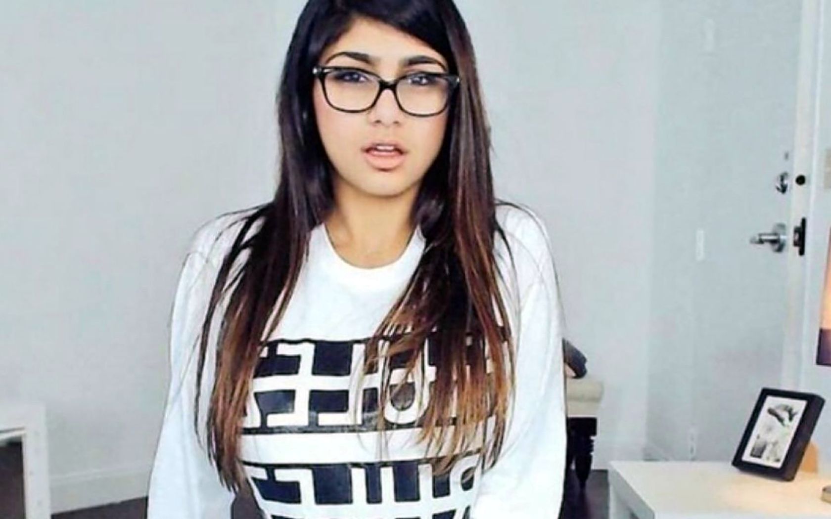 Mia Khalifa Wallpapers