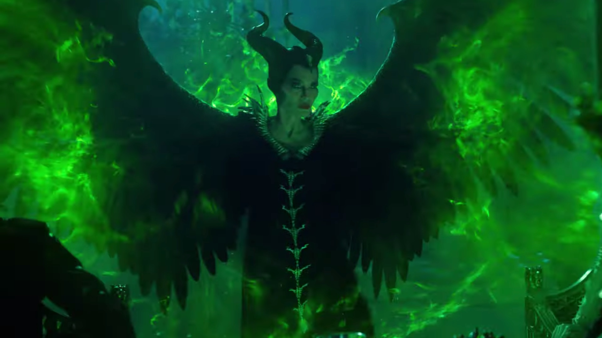 Michelle Pfeiffer In Maleficent Mistress Of Evil Wallpapers