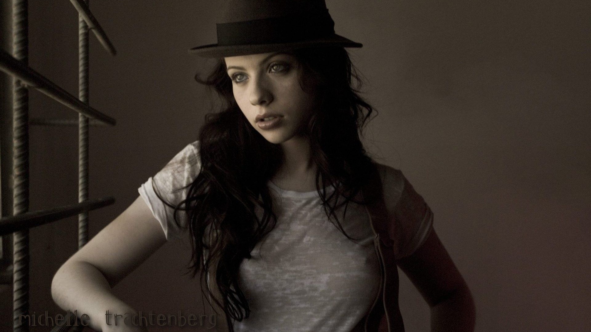 Michelle Trachtenberg Wallpapers