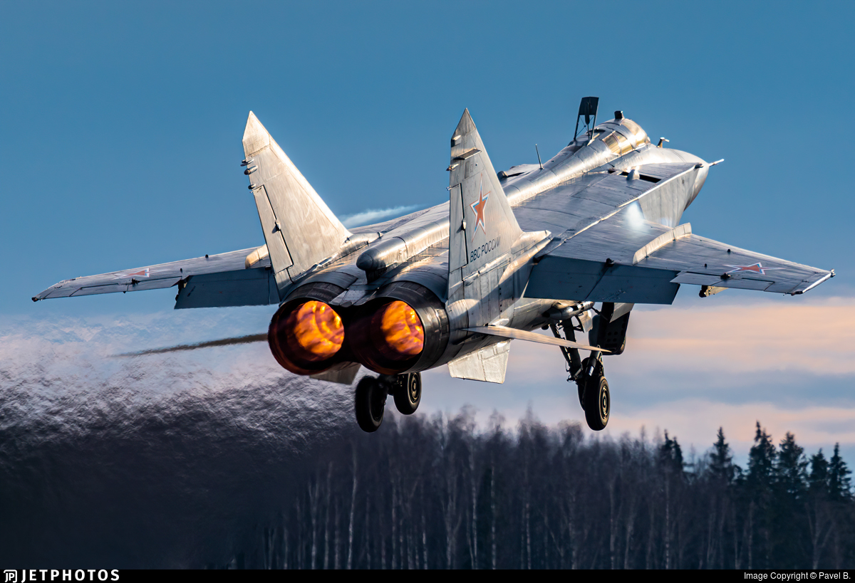 Mikoyan-Gurevich Mig-25 Wallpapers