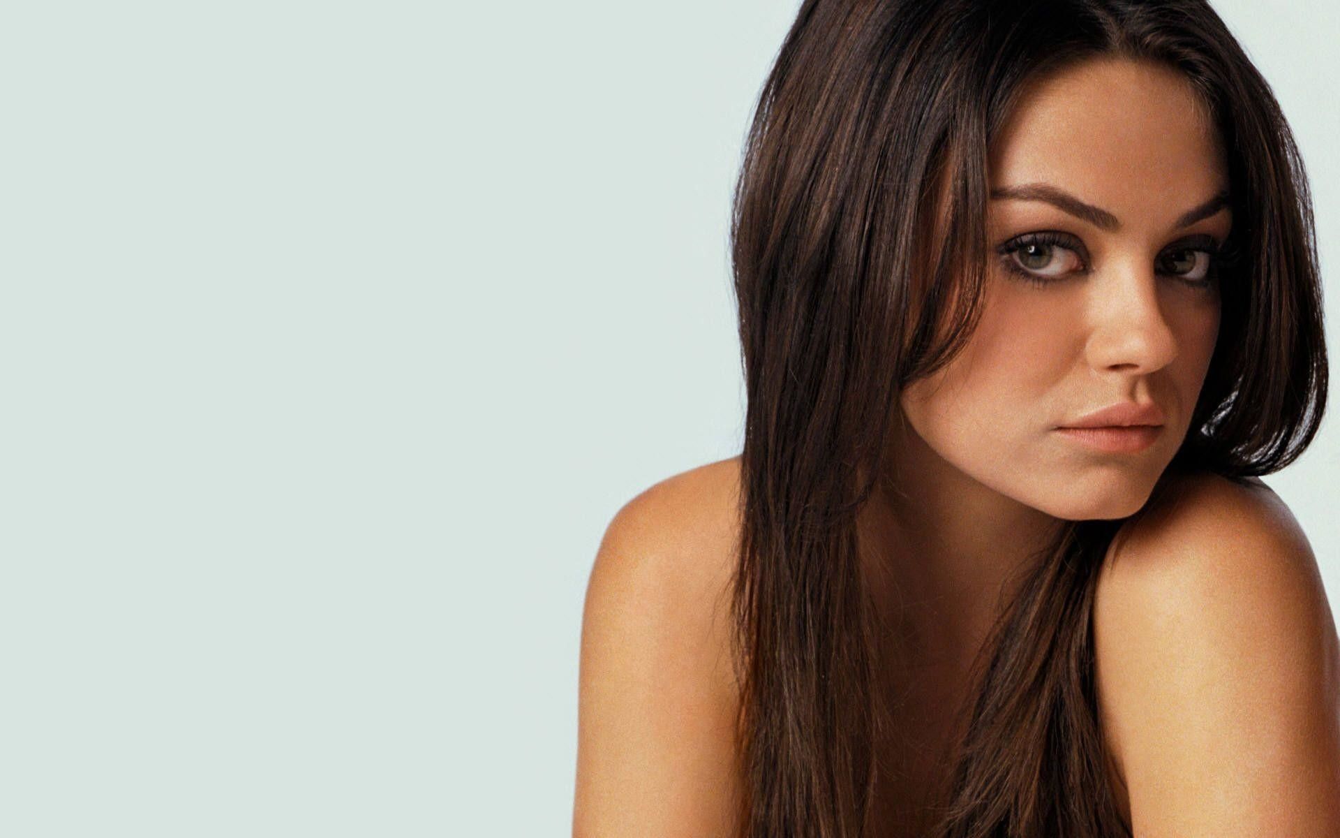 Mila Kunis Cosmopolitan Wallpapers