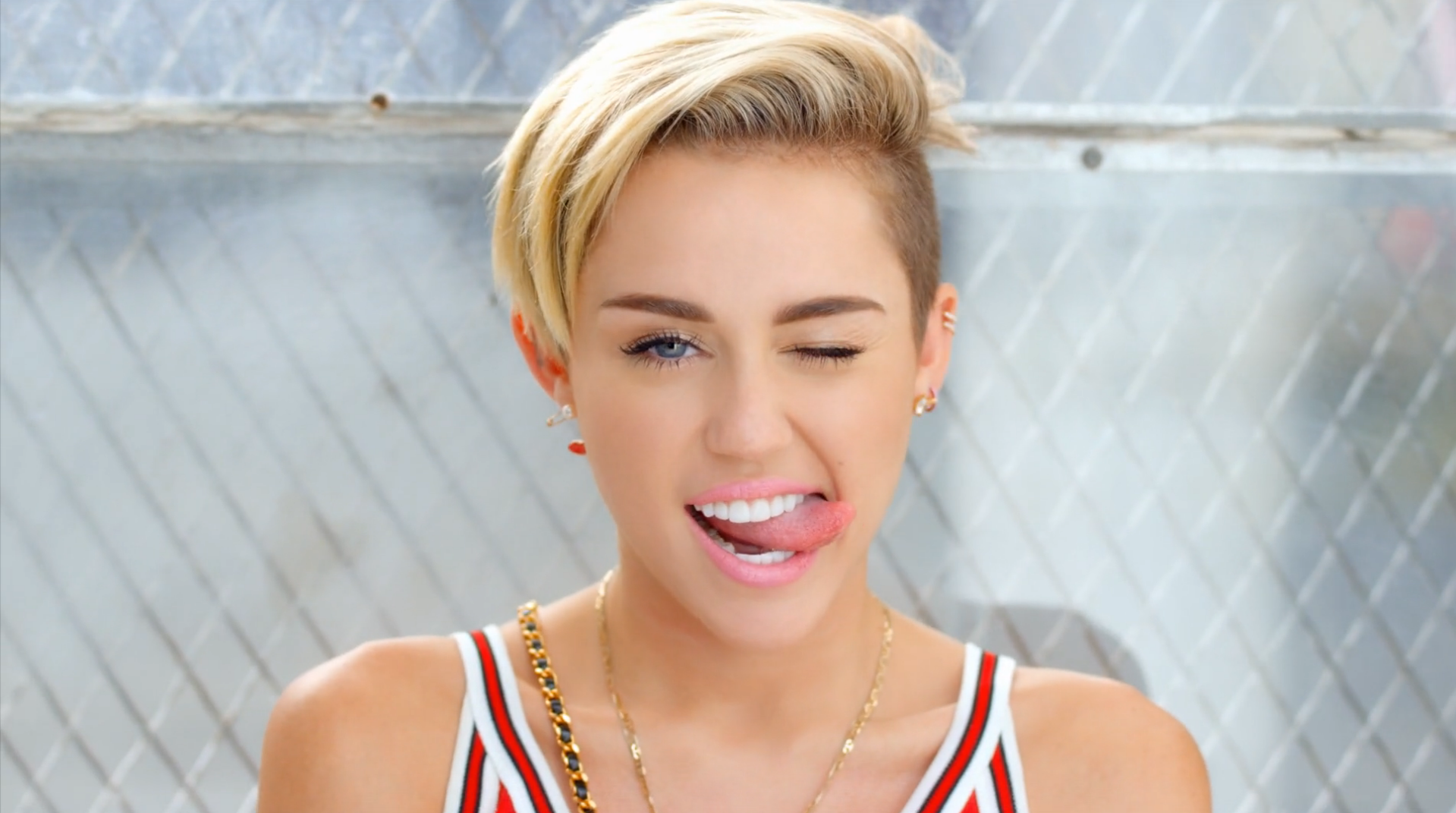 Miley Cyrus Wallpapers