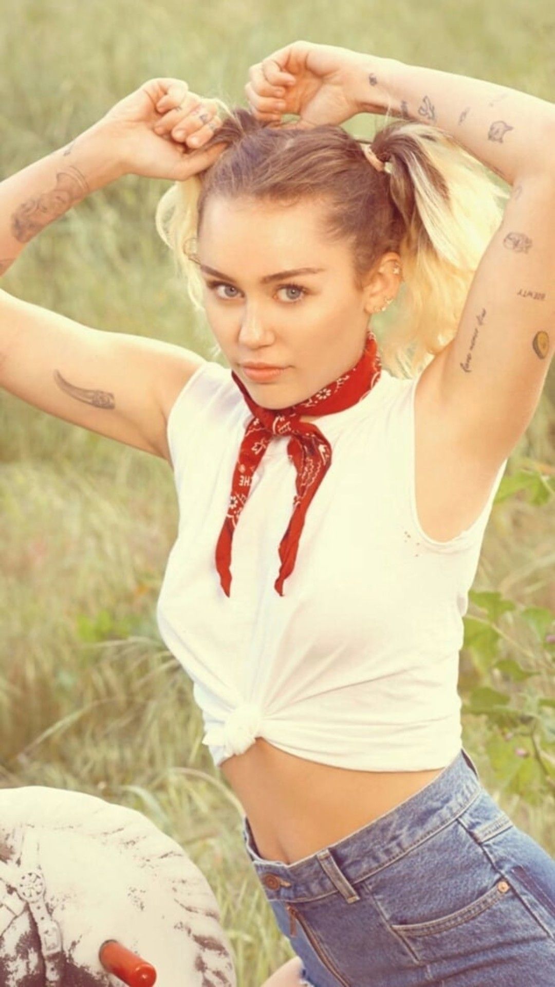 Miley Cyrus Wallpapers