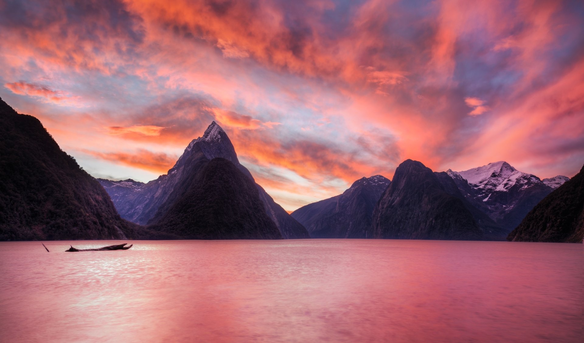 Milford Sound Wallpapers