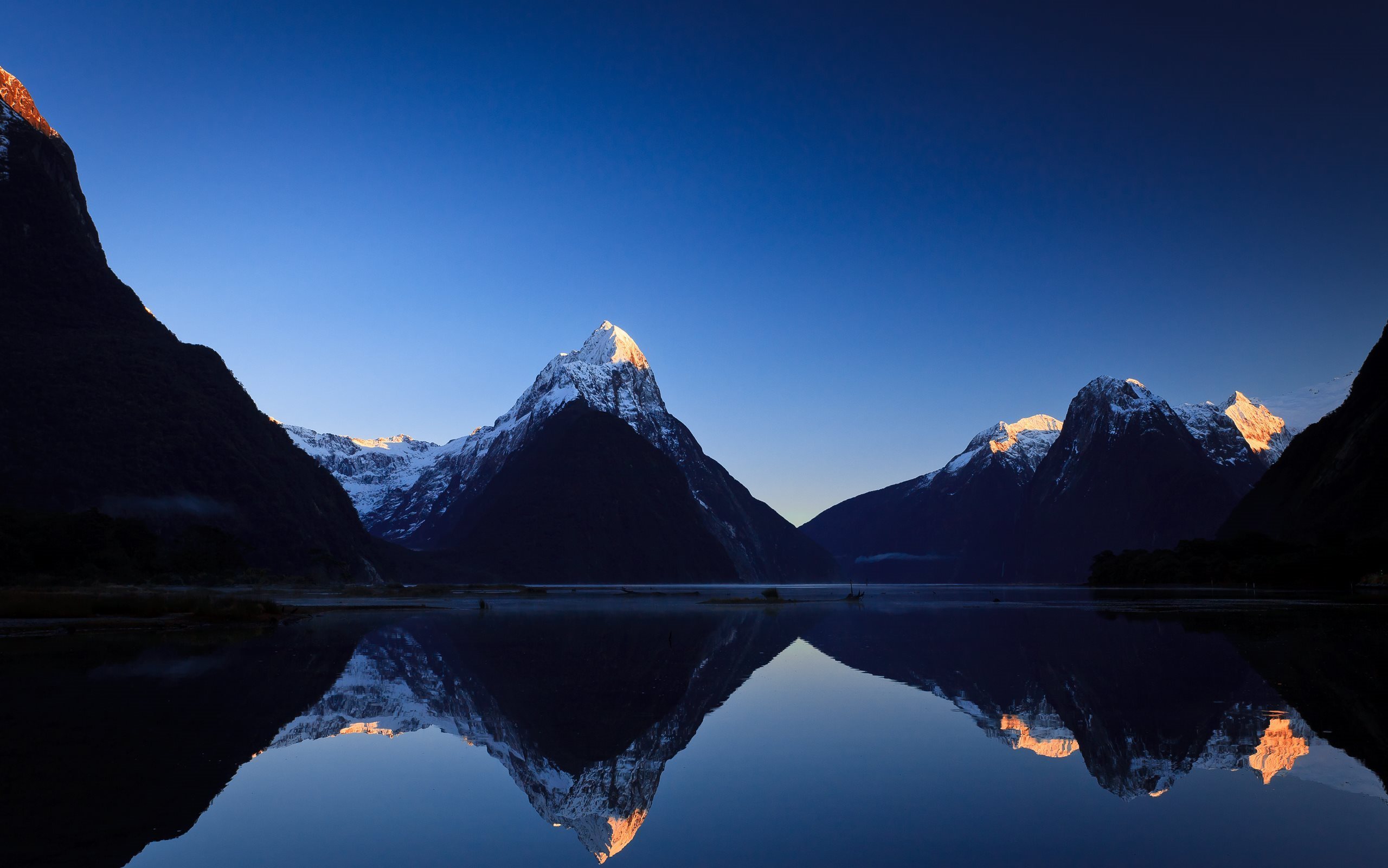 Milford Sound Wallpapers