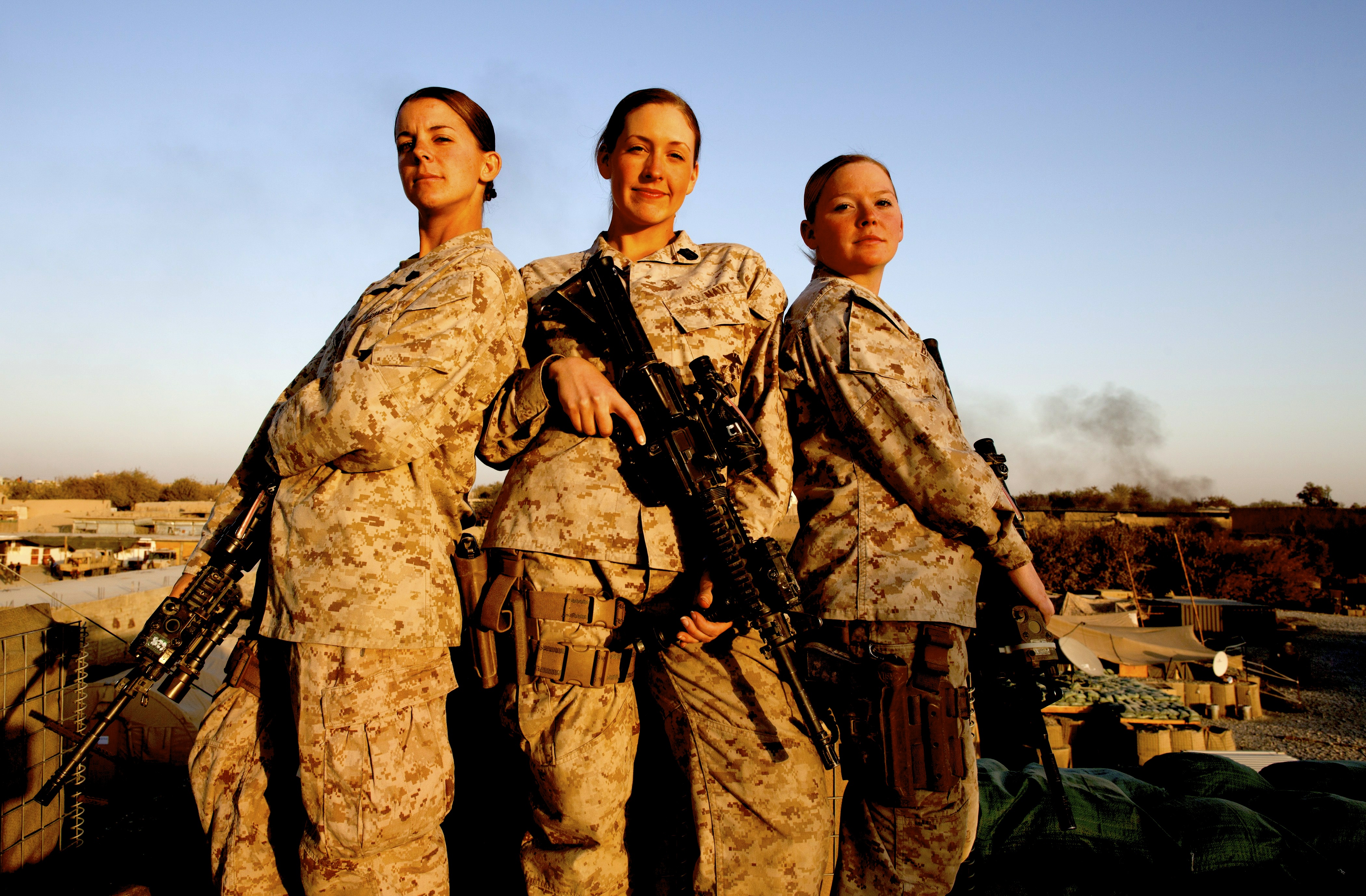 Military Woman 4K Wallpapers