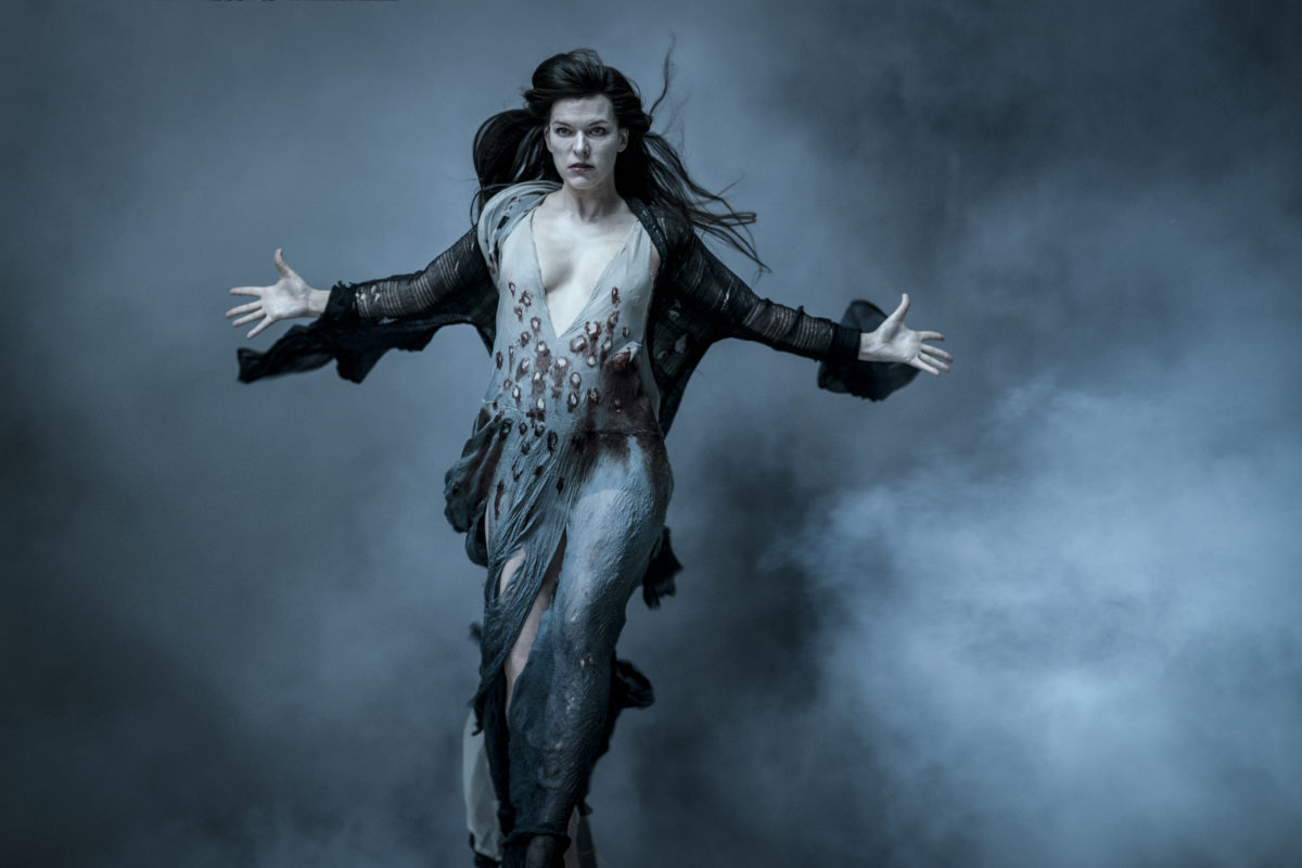 Milla Jovovich As Nimue The Blood Queen In Hellboy 2019 Photo Wallpapers