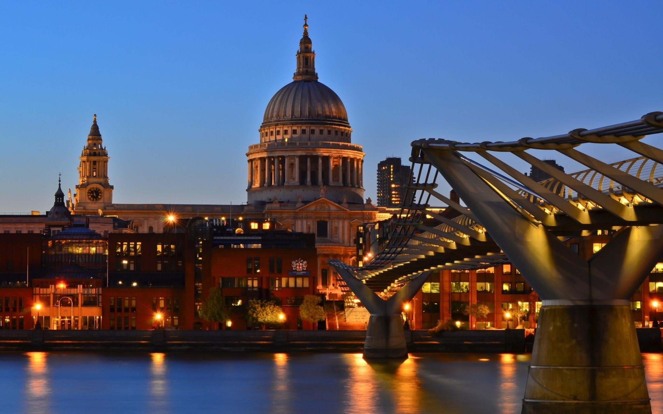 Millennium Bridge London Wallpapers