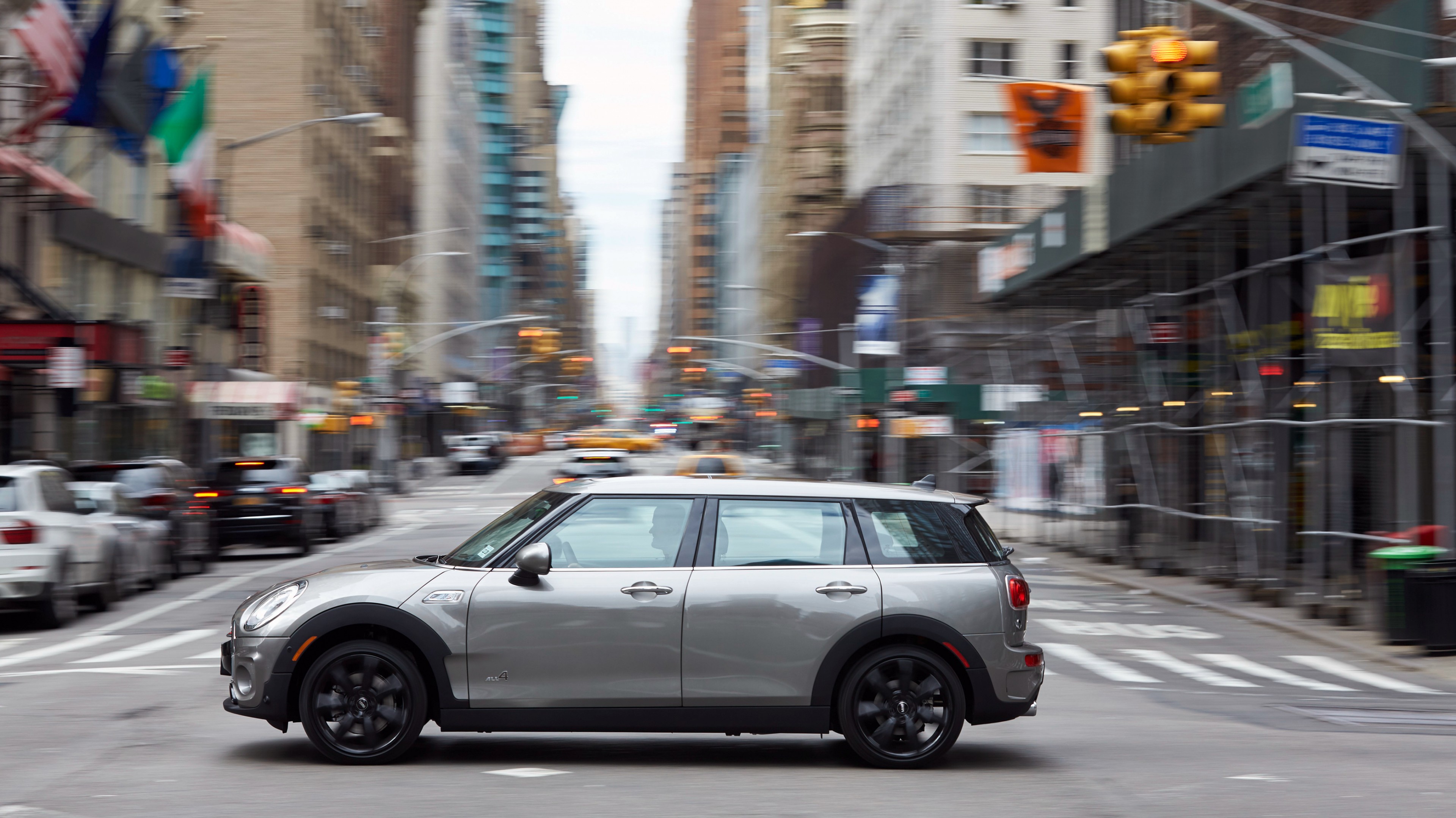 Mini Cooper S Clubman Wallpapers