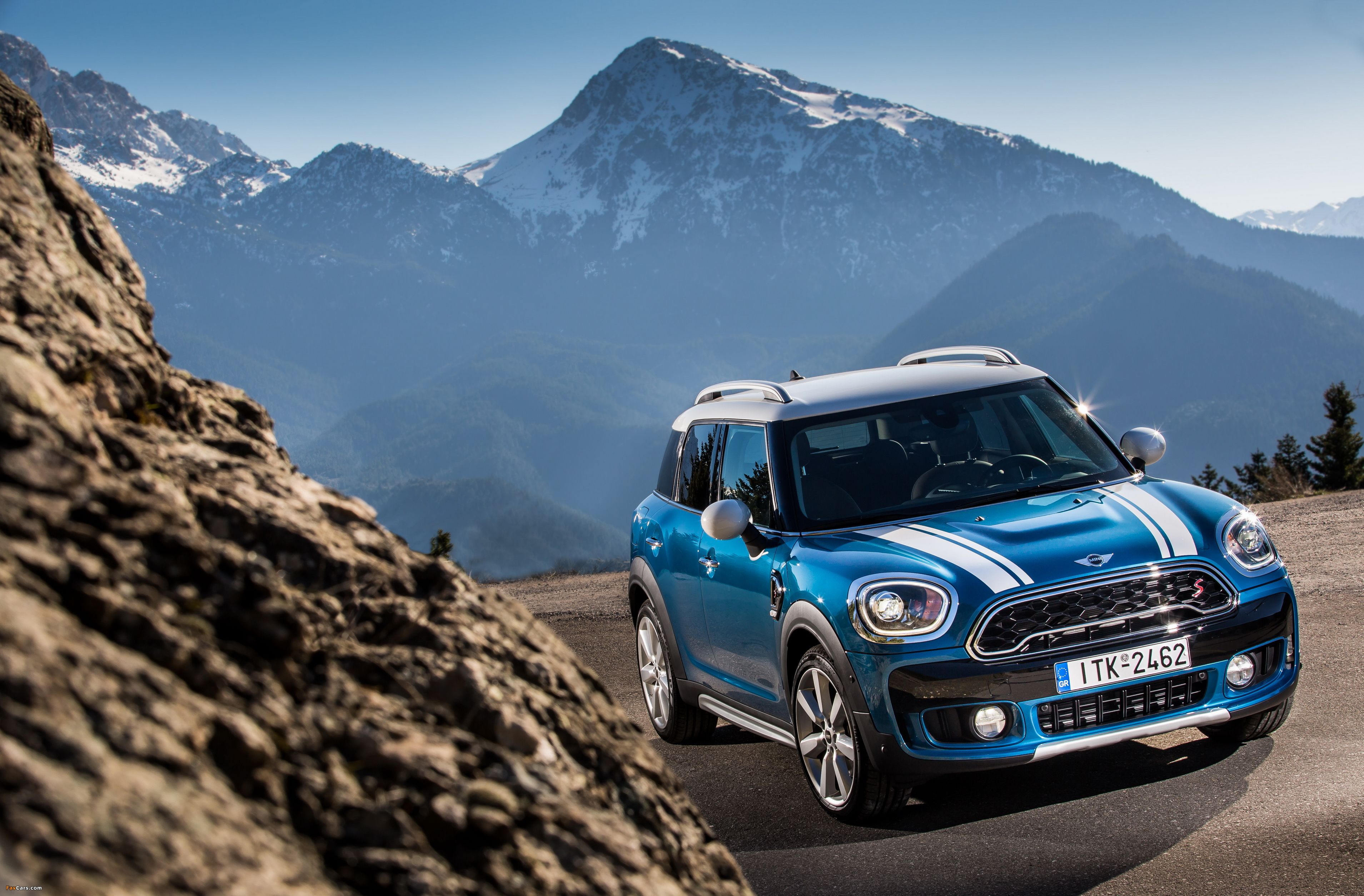 Mini Cooper S Countryman Wallpapers