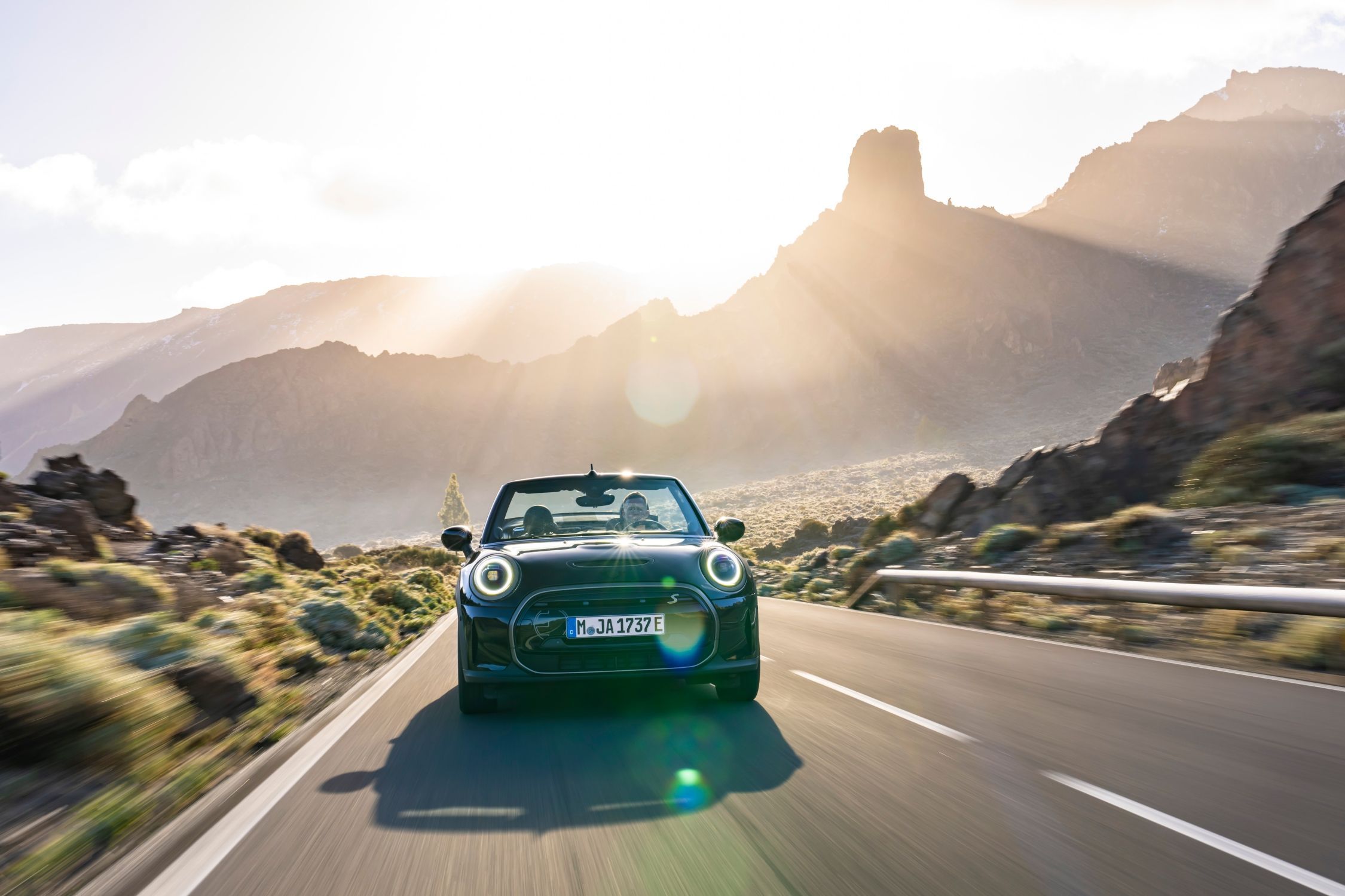 Mini Cooper S E Wallpapers