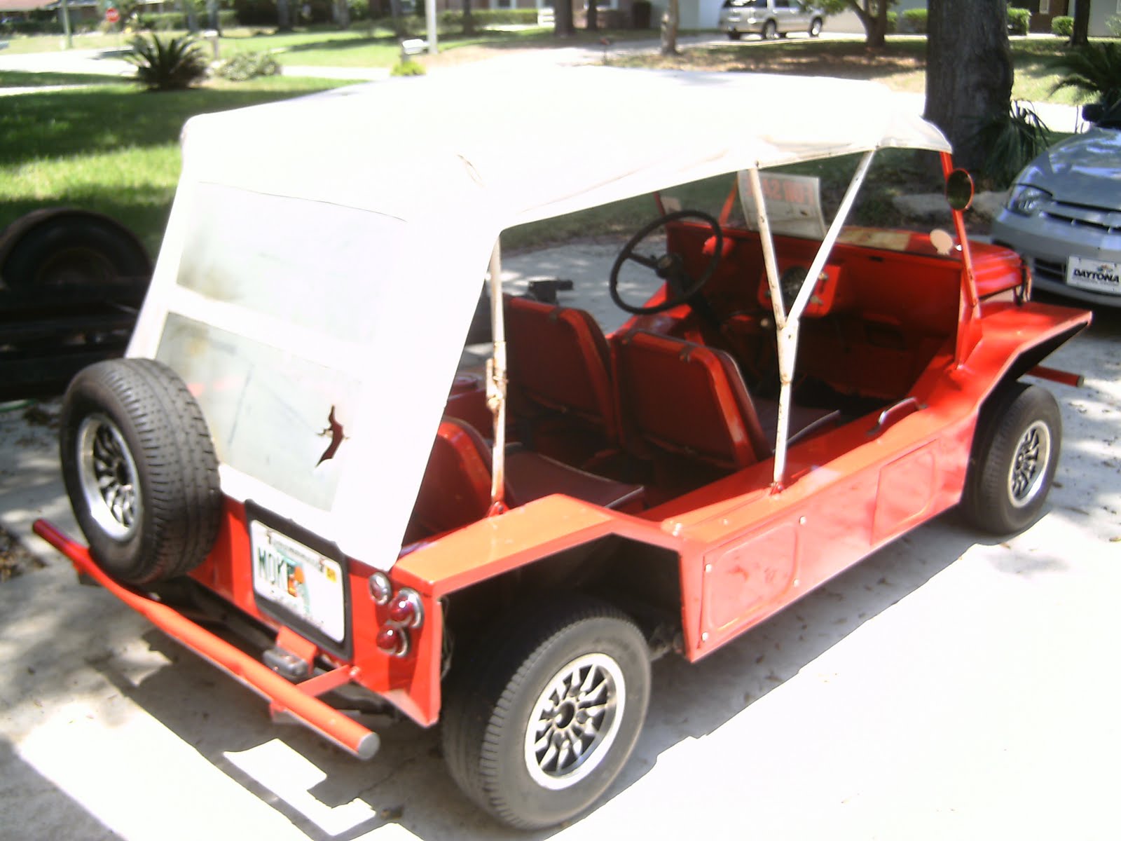 Mini Moke Wallpapers