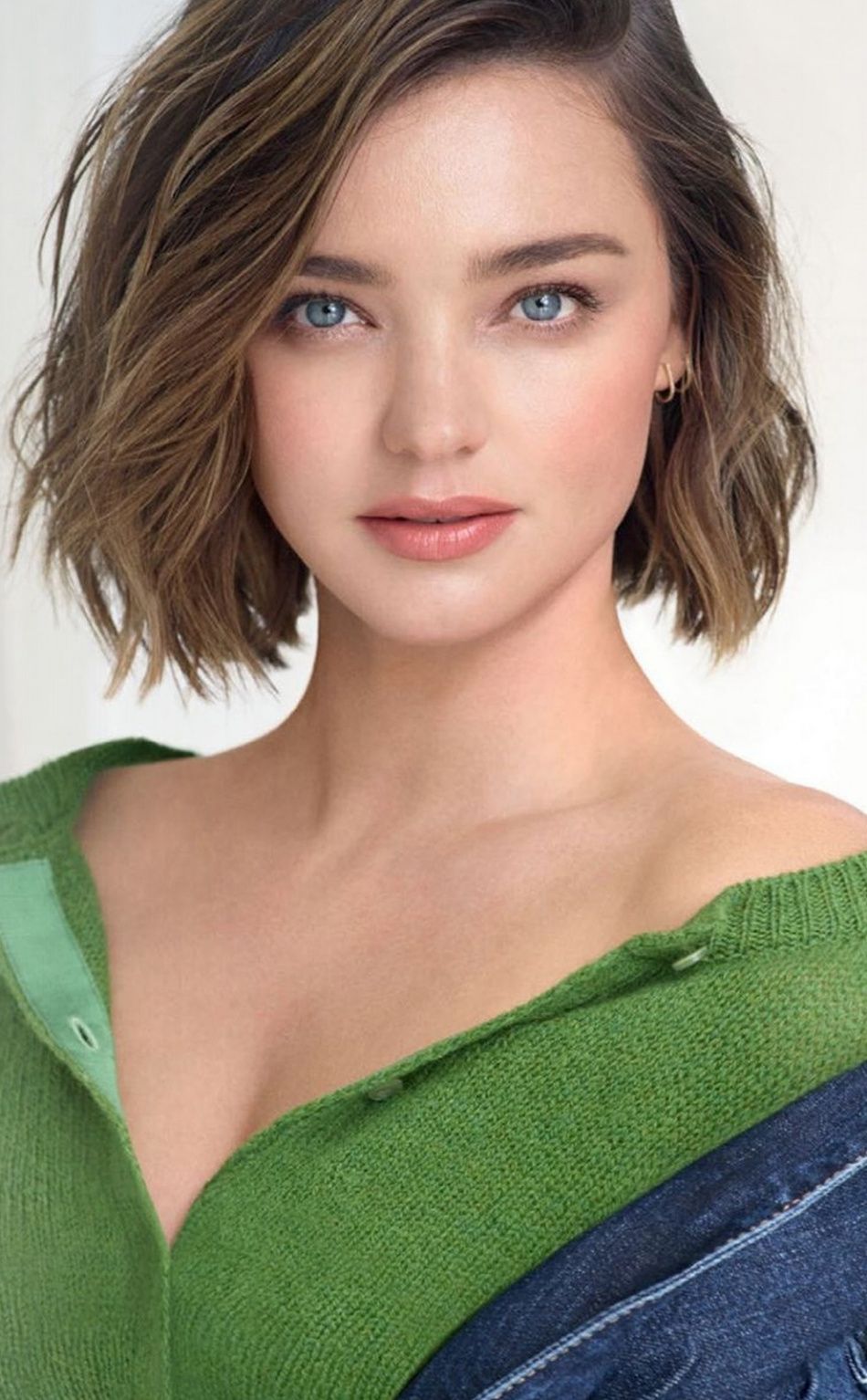 Miranda Kerr Cute Photo Wallpapers