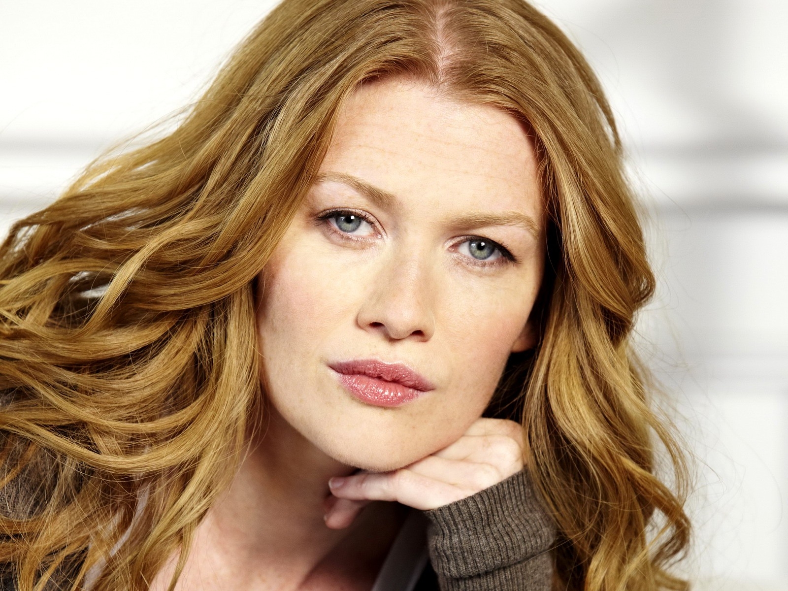 Mireille Enos Wallpapers