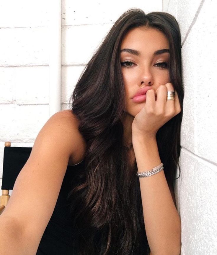 Model Madison Beer Wallpapers