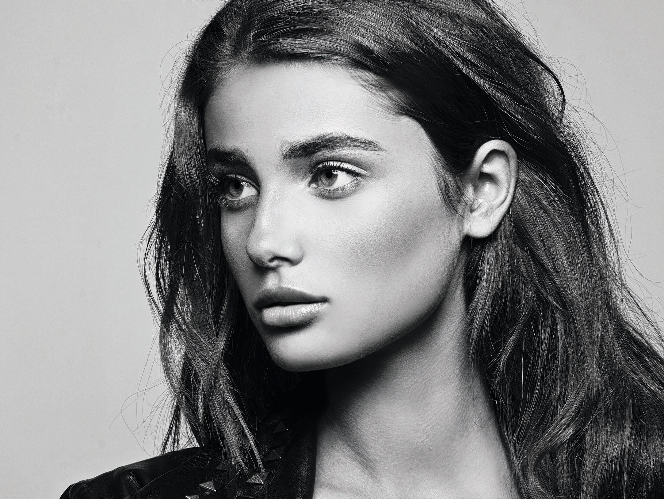 Model Taylor Hill Wallpapers