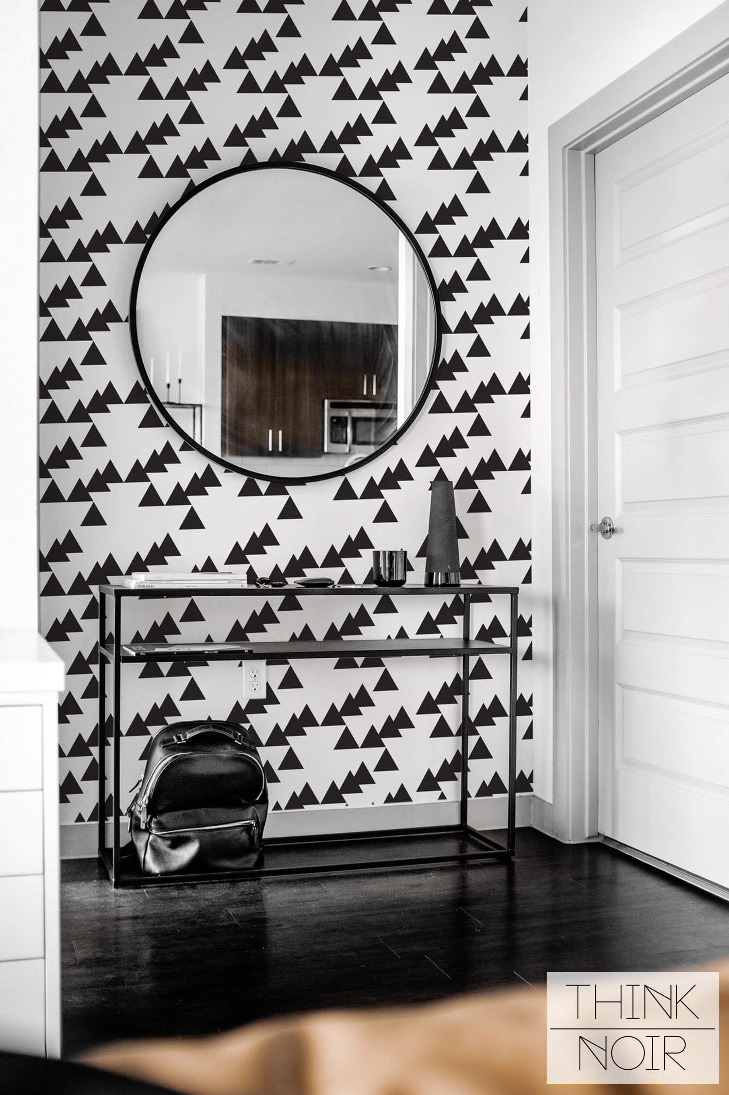 Modern Black And White Geometric Wallpapers