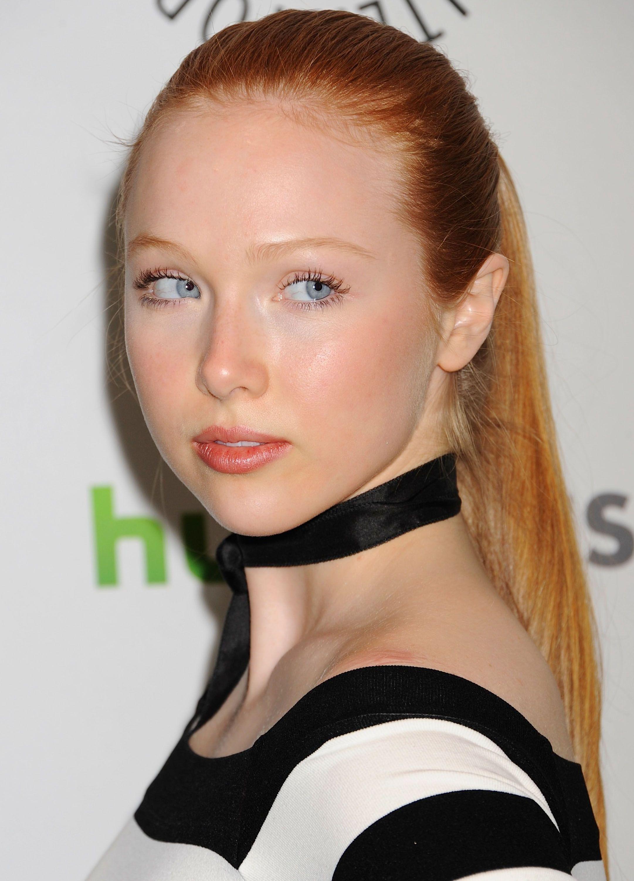 Molly Quinn Wallpapers