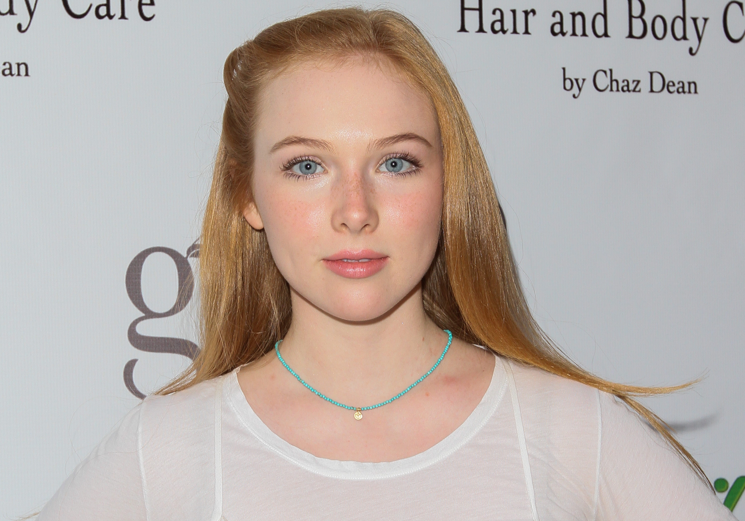 Molly Quinn Wallpapers