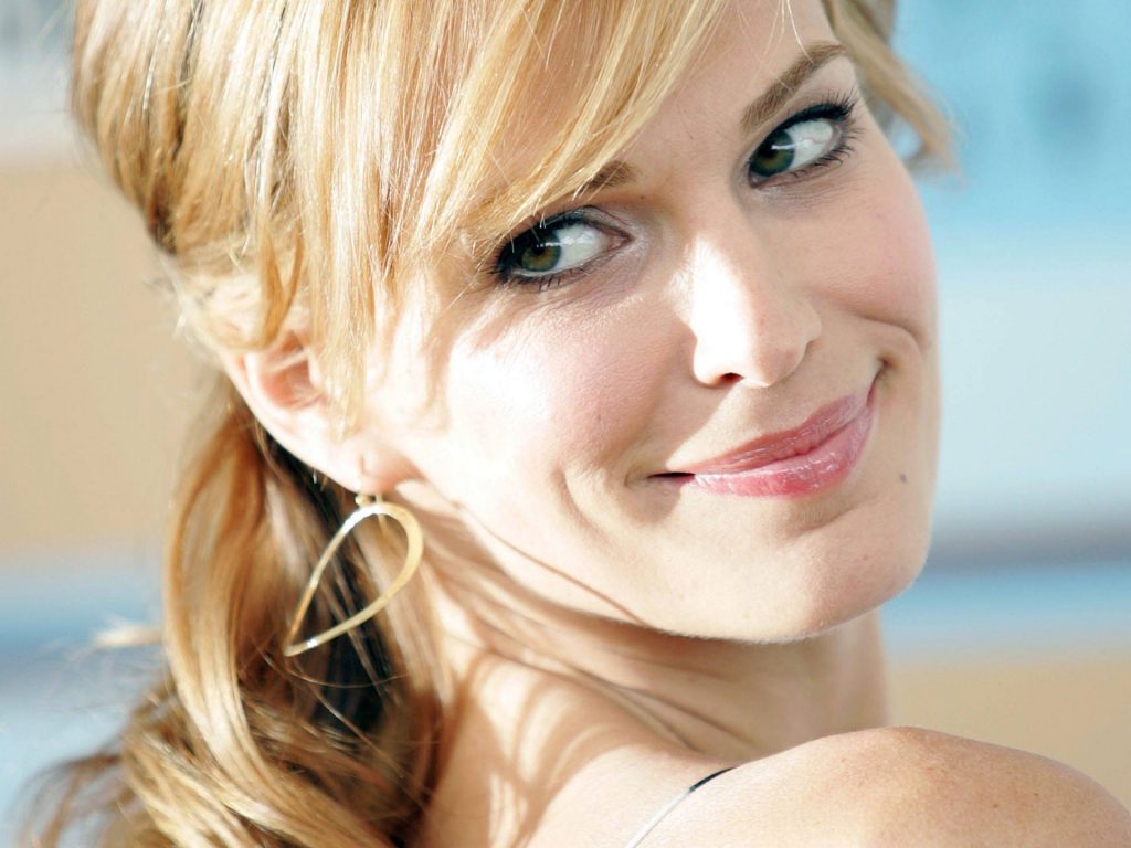 Molly Sims Wallpapers