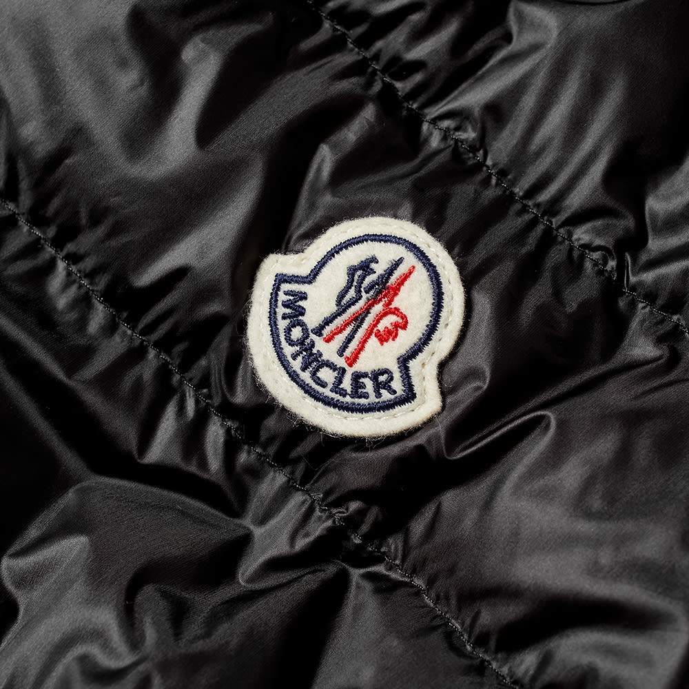 Moncler Wallpapers